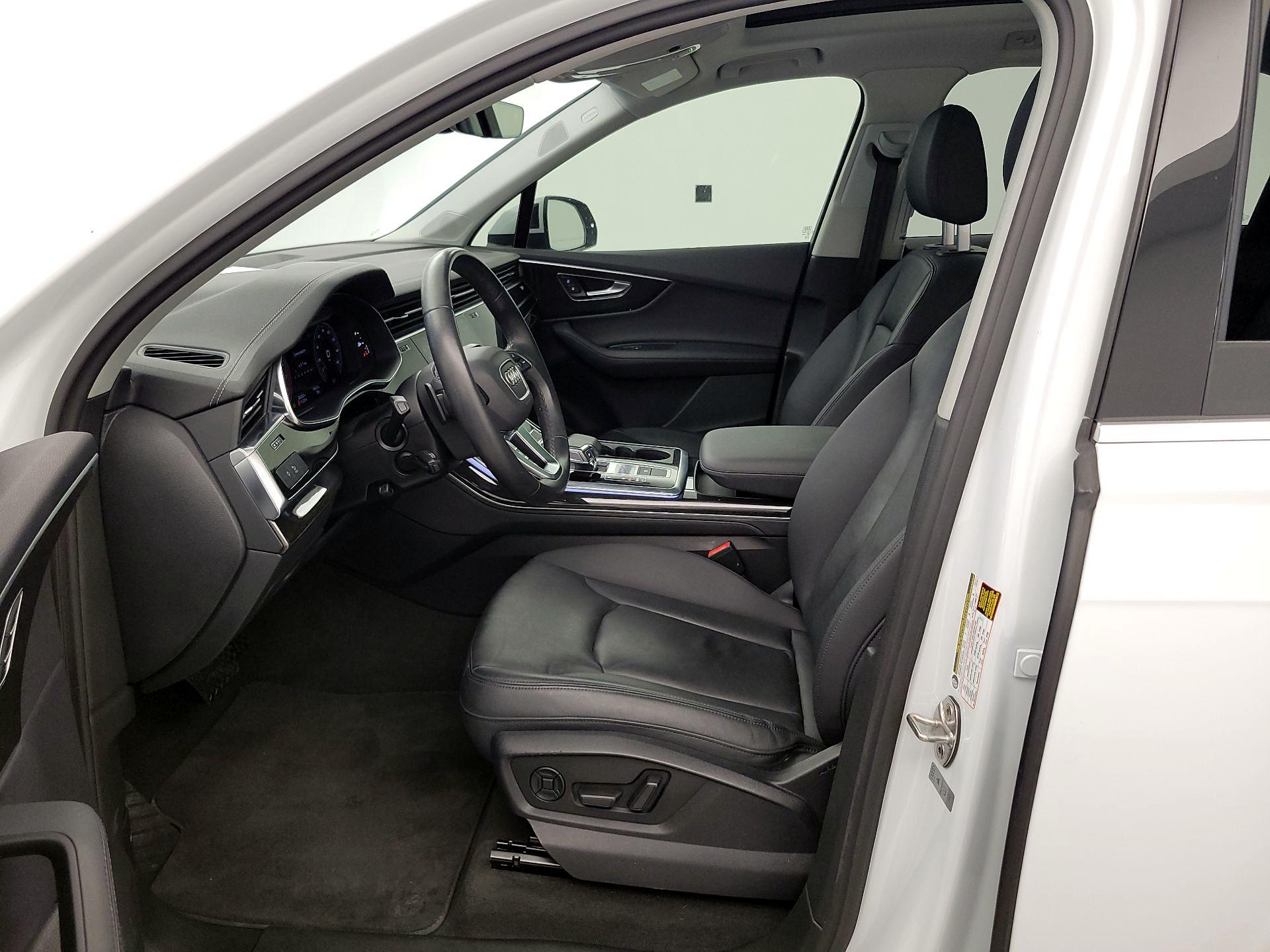 Thumbnail: 2023 Audi Q7 - 11