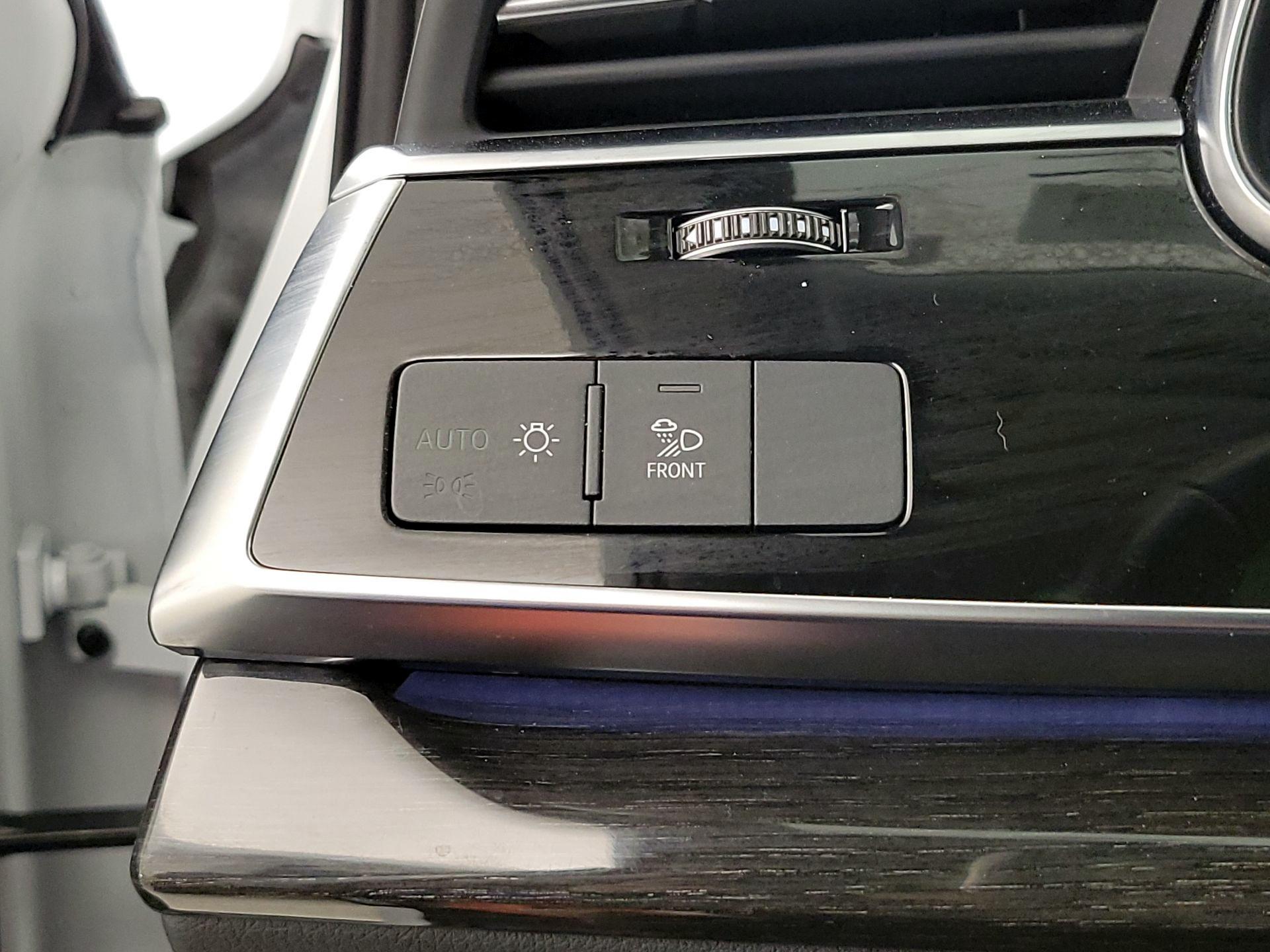 Thumbnail: 2023 Audi Q7 - 13