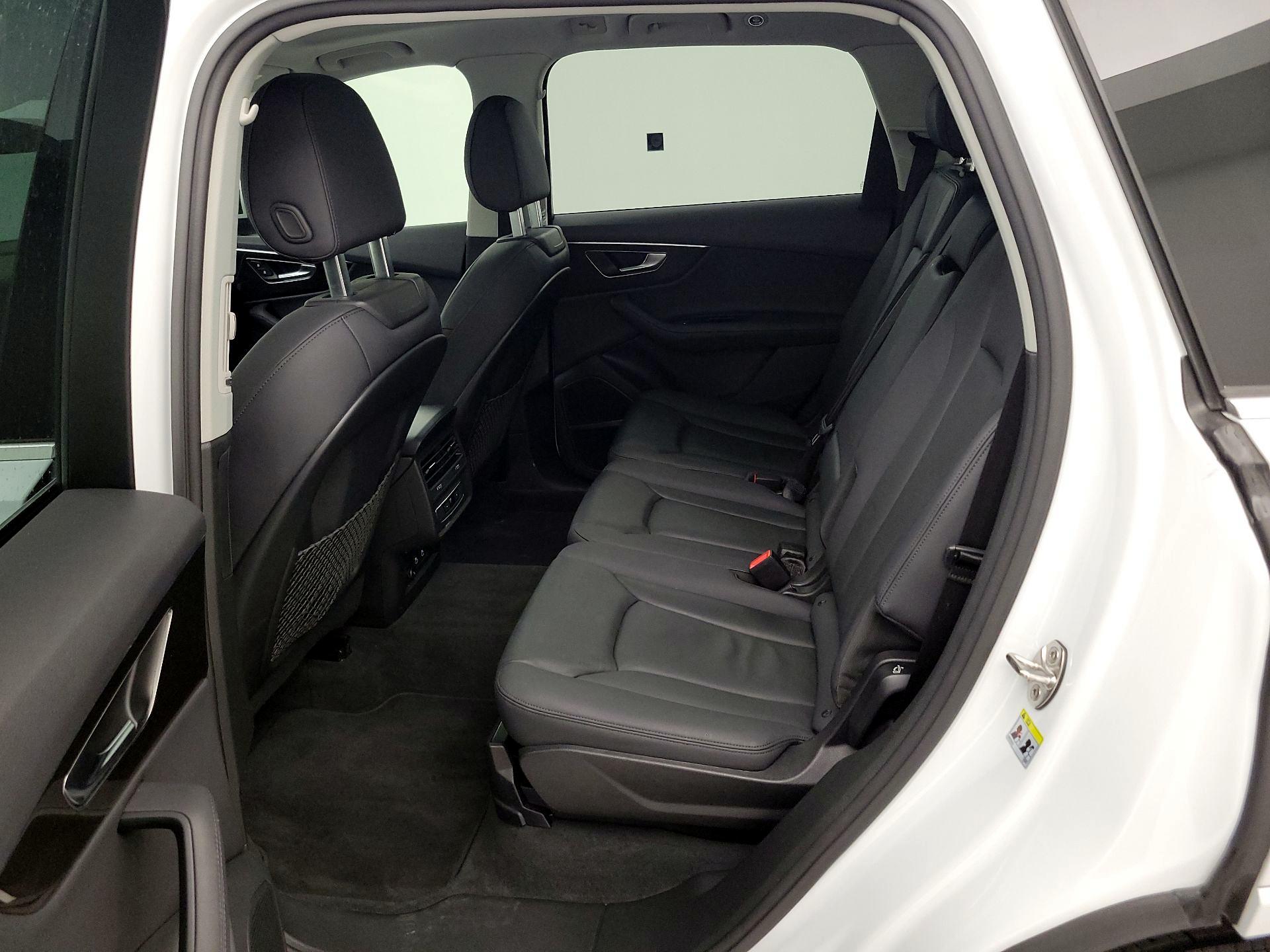 Thumbnail: 2023 Audi Q7 - 20