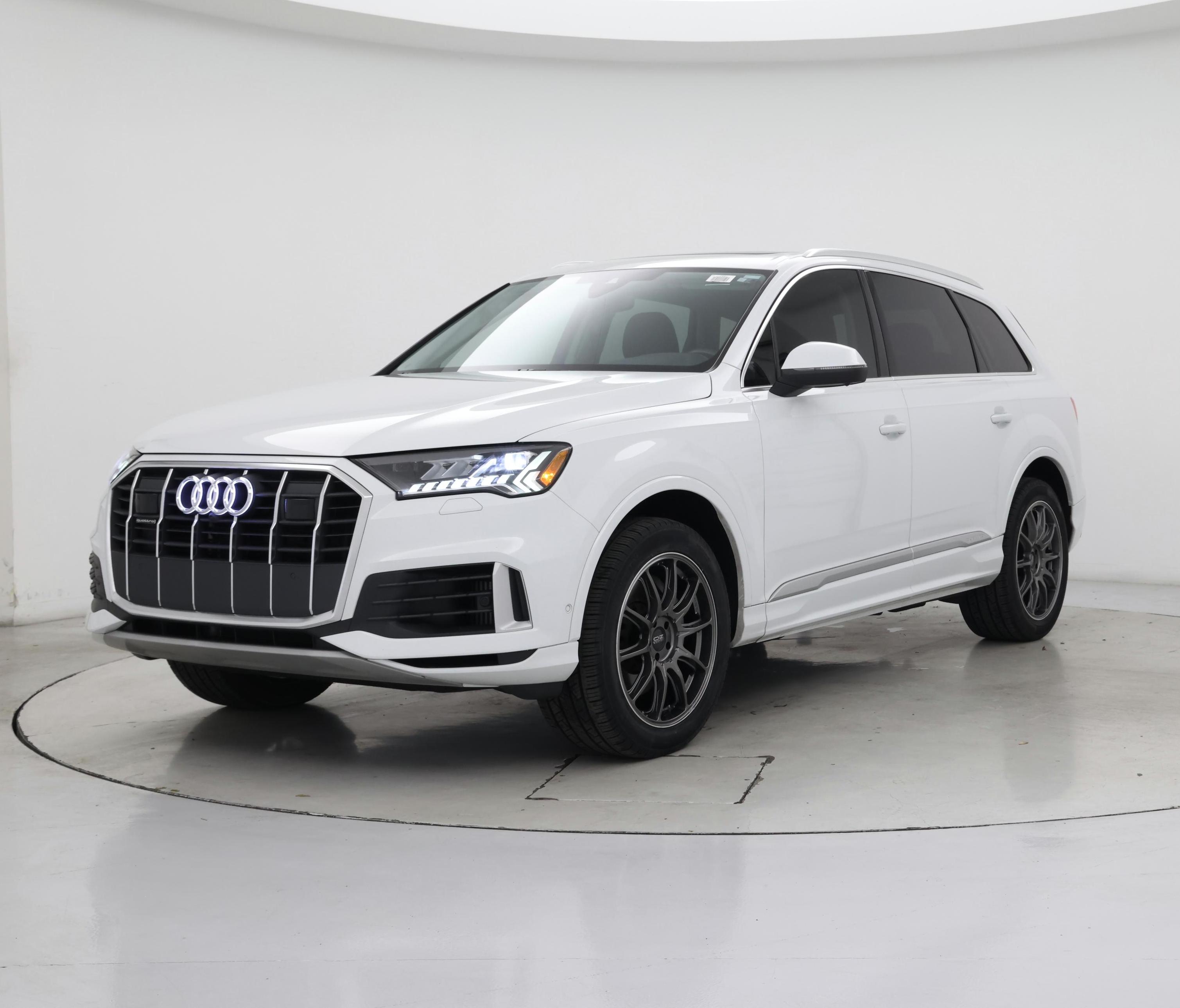 Thumbnail: 2023 Audi Q7 - 4