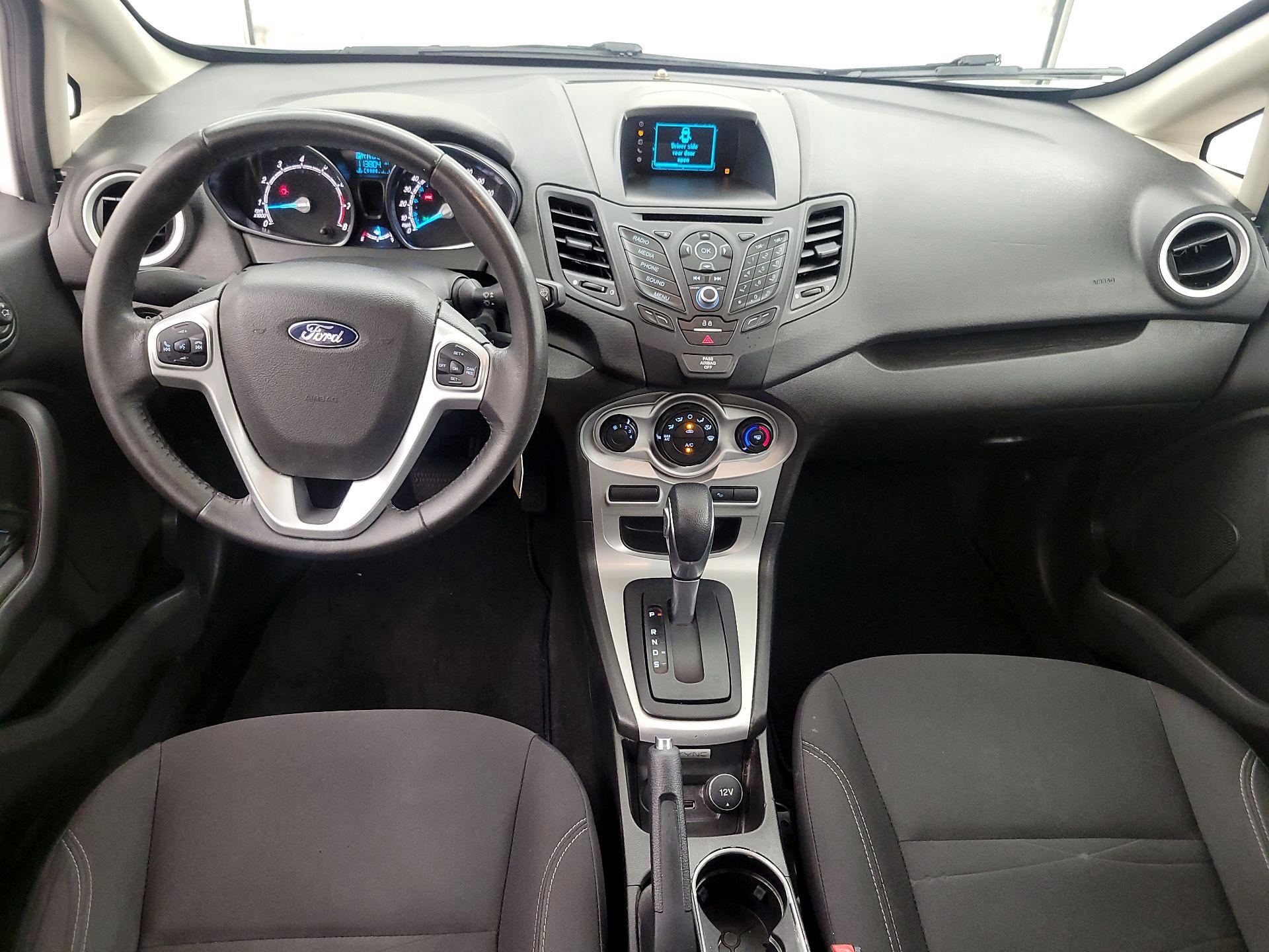 Thumbnail: 2015 Ford Fiesta - 9