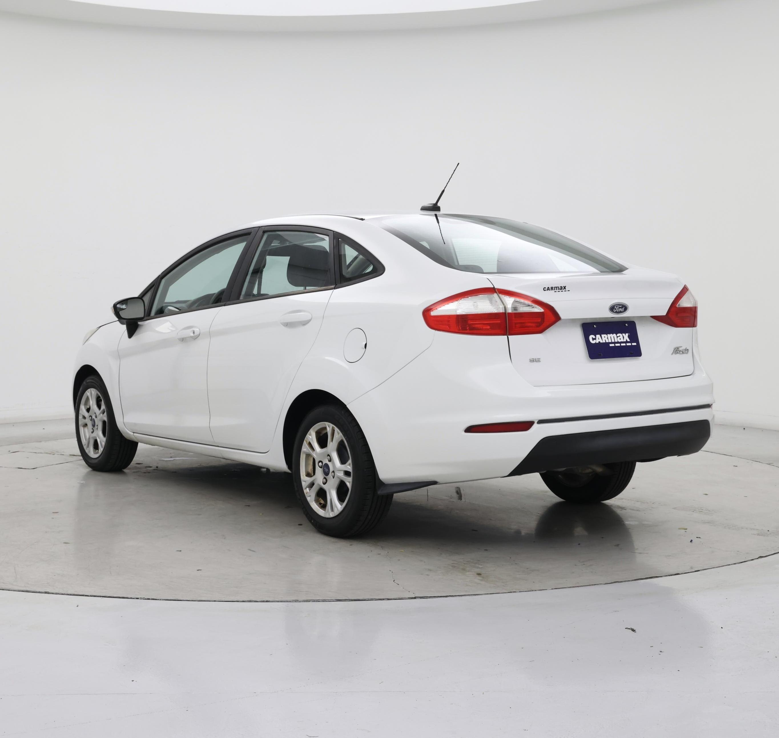 Thumbnail: 2015 Ford Fiesta - 2