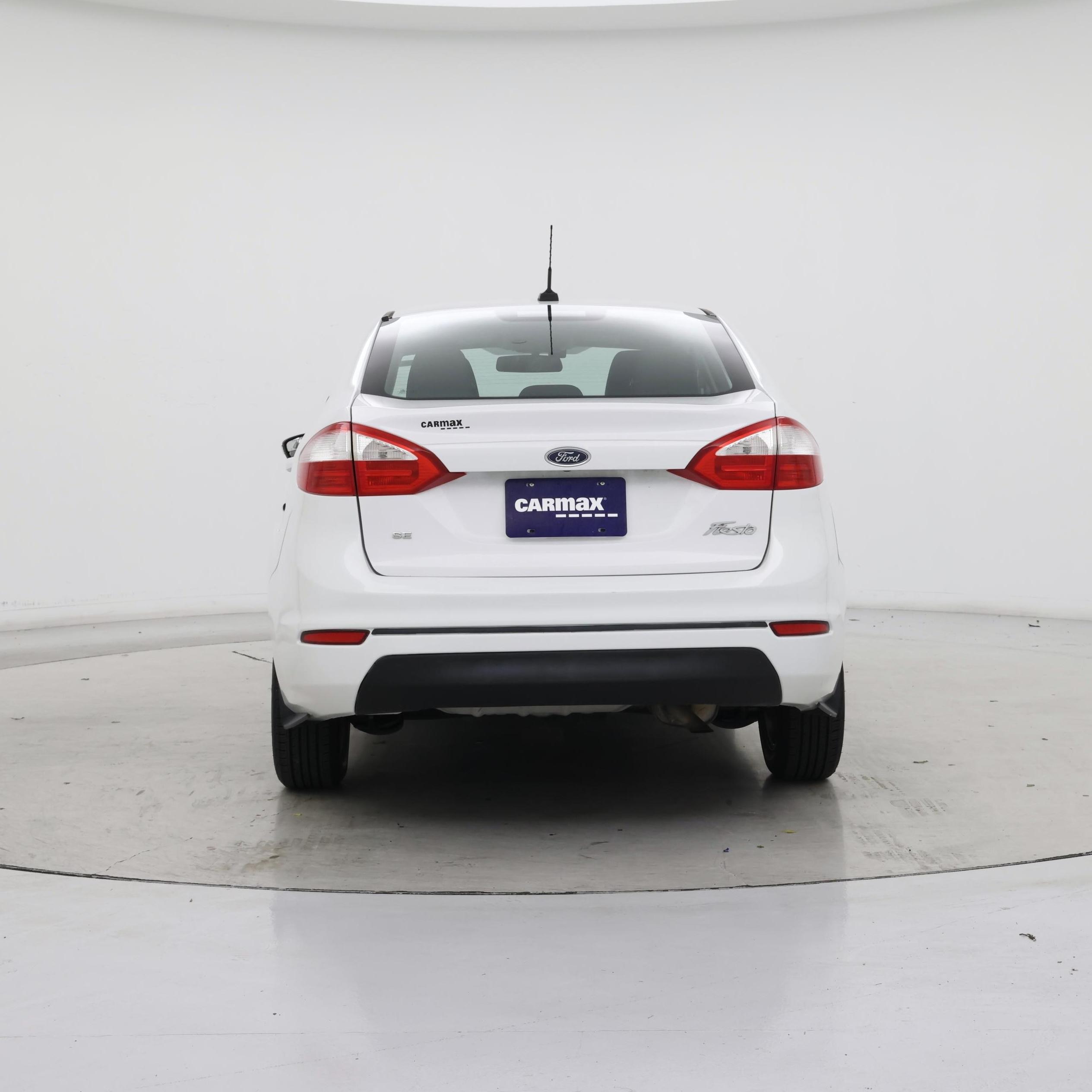 Thumbnail: 2015 Ford Fiesta - 6