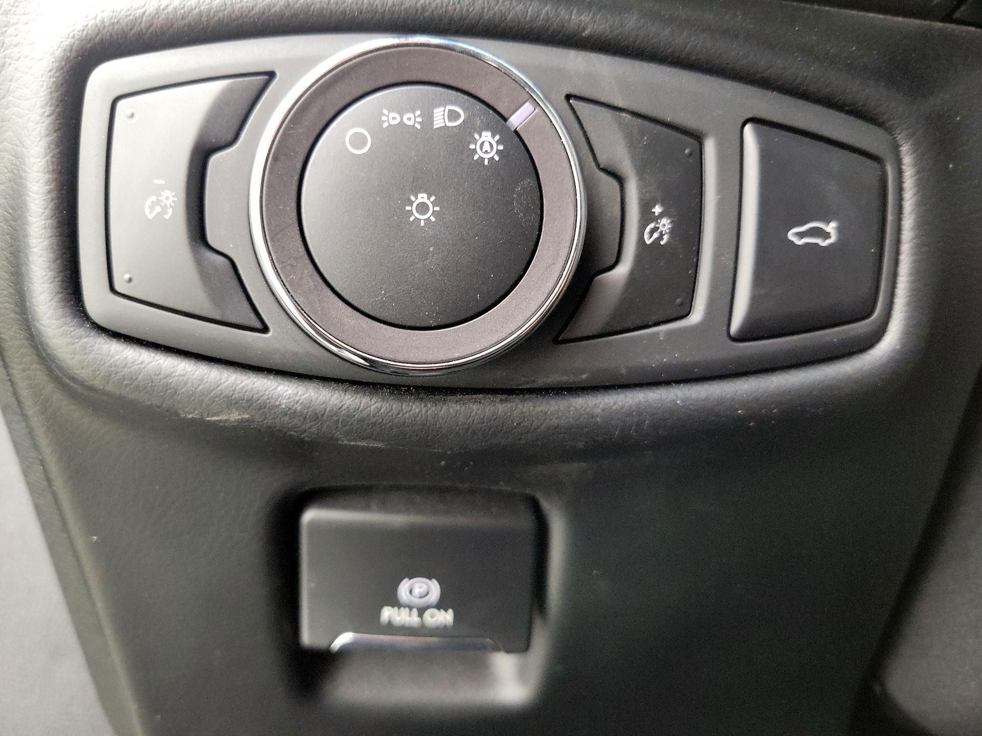 Thumbnail: 2020 Lincoln MKZ - 13