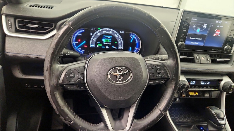 2019 Toyota RAV4 XSE 10