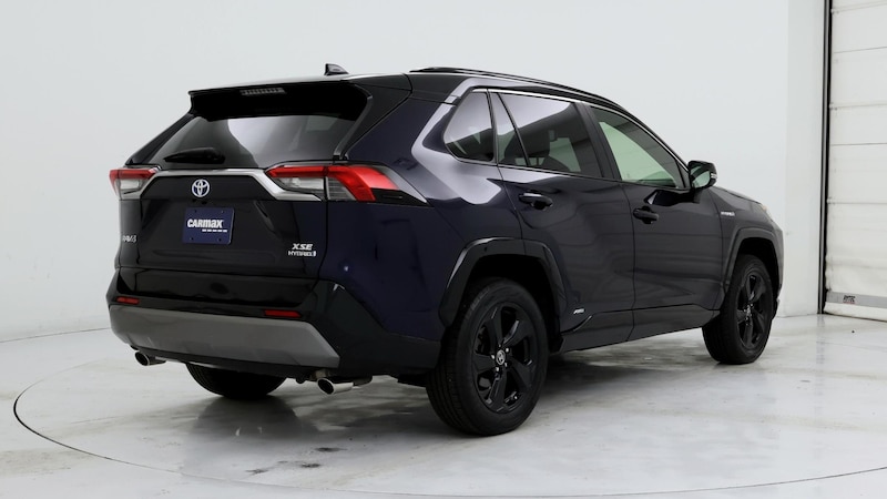 2019 Toyota RAV4 XSE 8