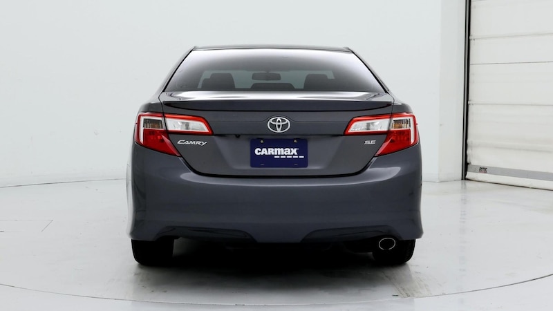 2014 Toyota Camry SE 6