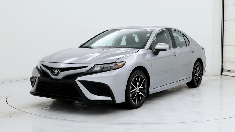 2024 Toyota Camry SE 4