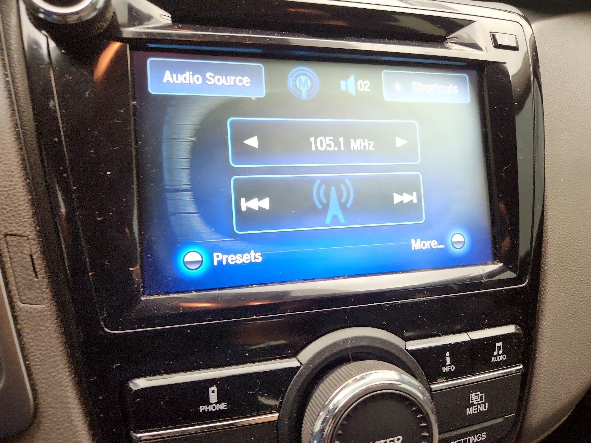 Thumbnail: 2015 Honda Odyssey - 15