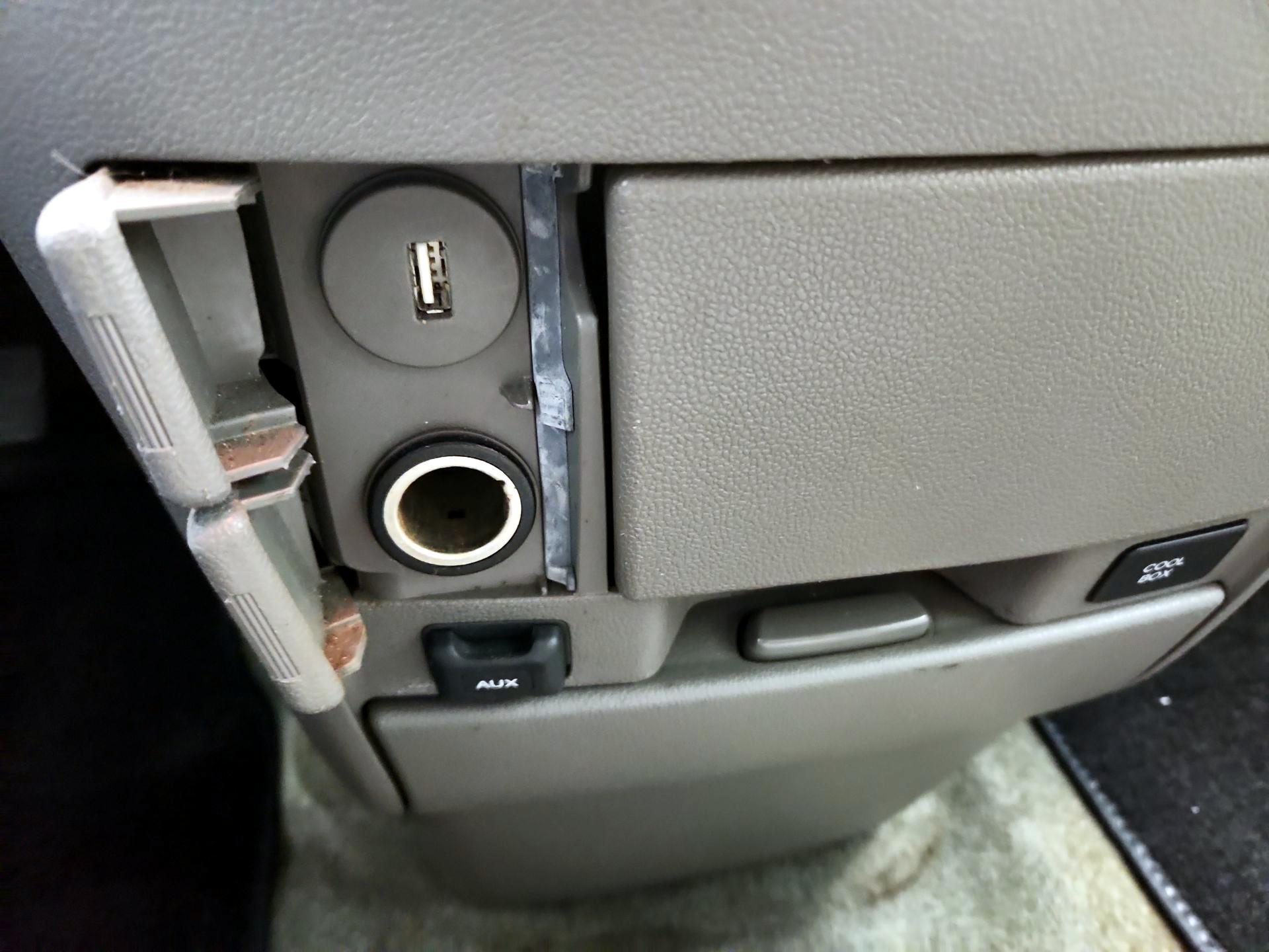 Thumbnail: 2015 Honda Odyssey - 18