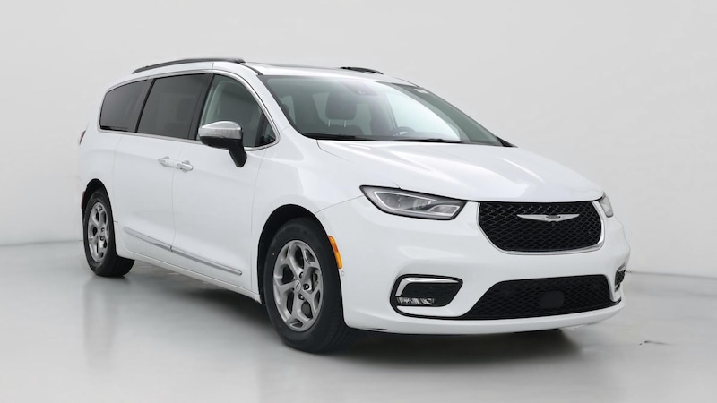 2023 Chrysler Pacifica Limited Hero Image