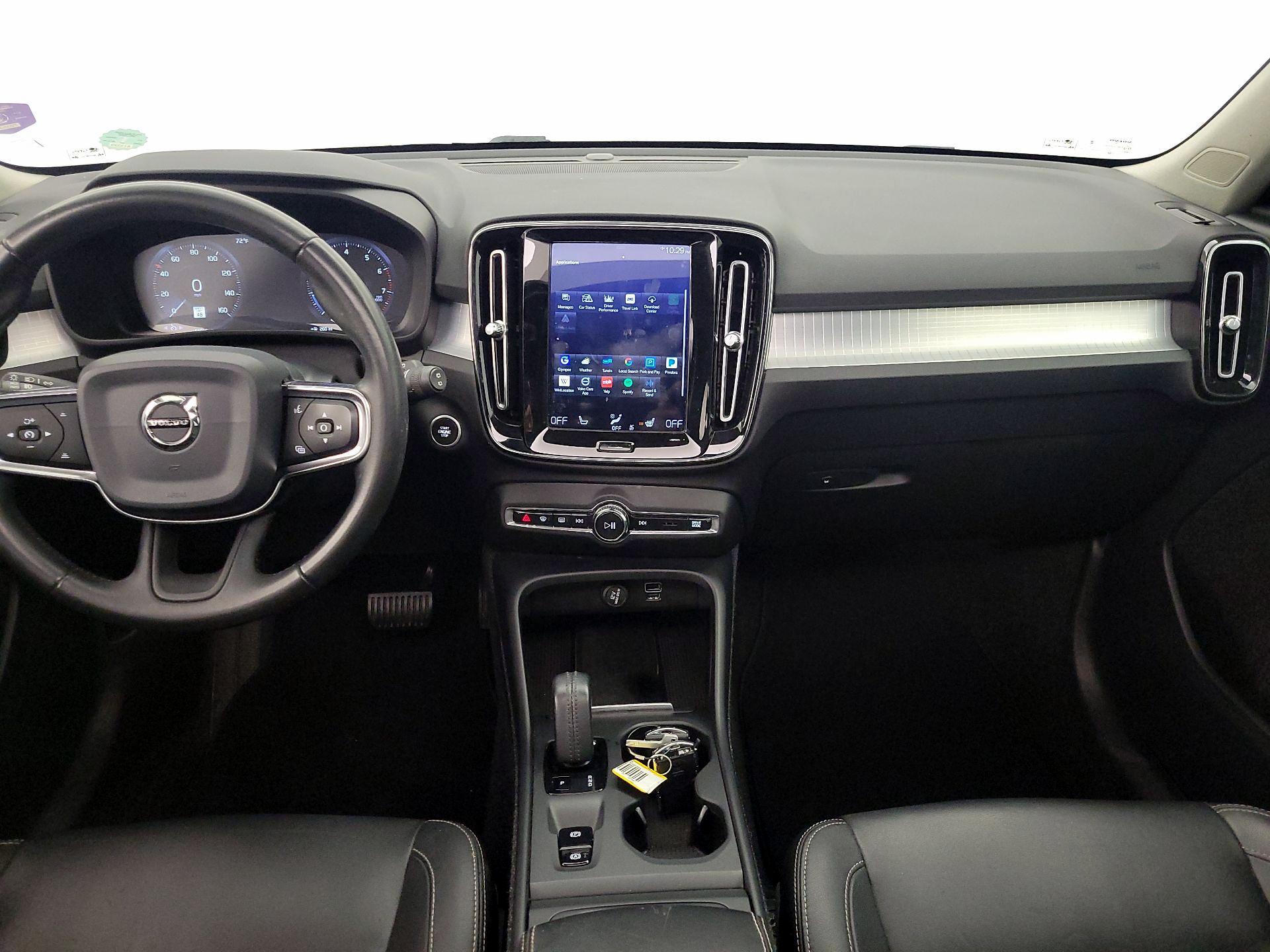 Thumbnail: 2020 Volvo XC40 - 9