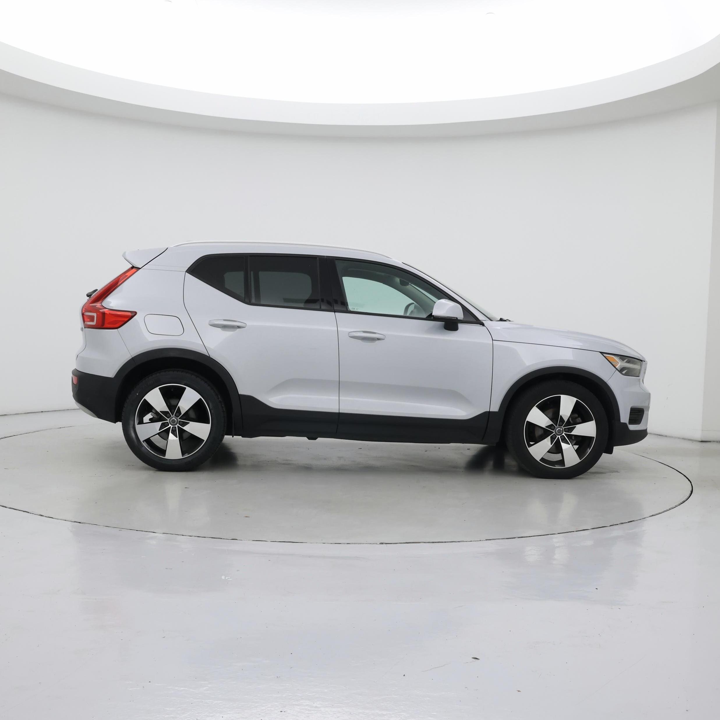 Thumbnail: 2020 Volvo XC40 - 7