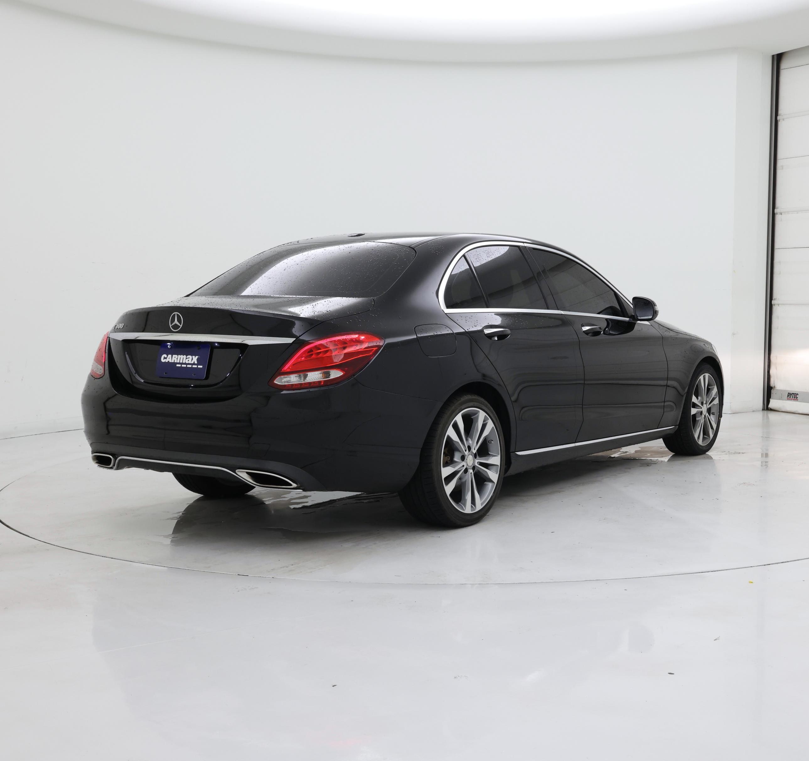 Thumbnail: 2016 Mercedes-Benz C-Class - 8