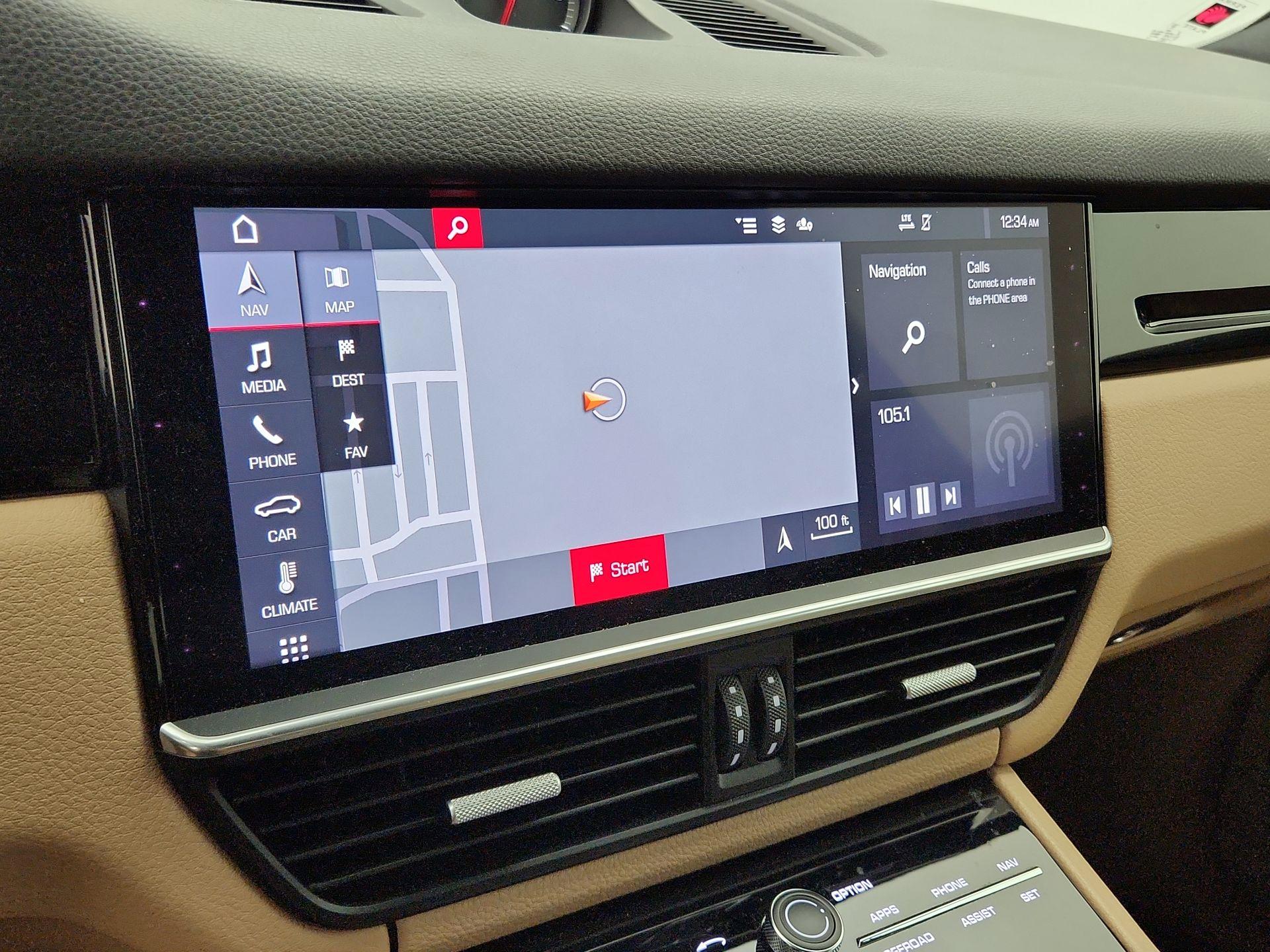 Thumbnail: 2020 Porsche Cayenne - 14