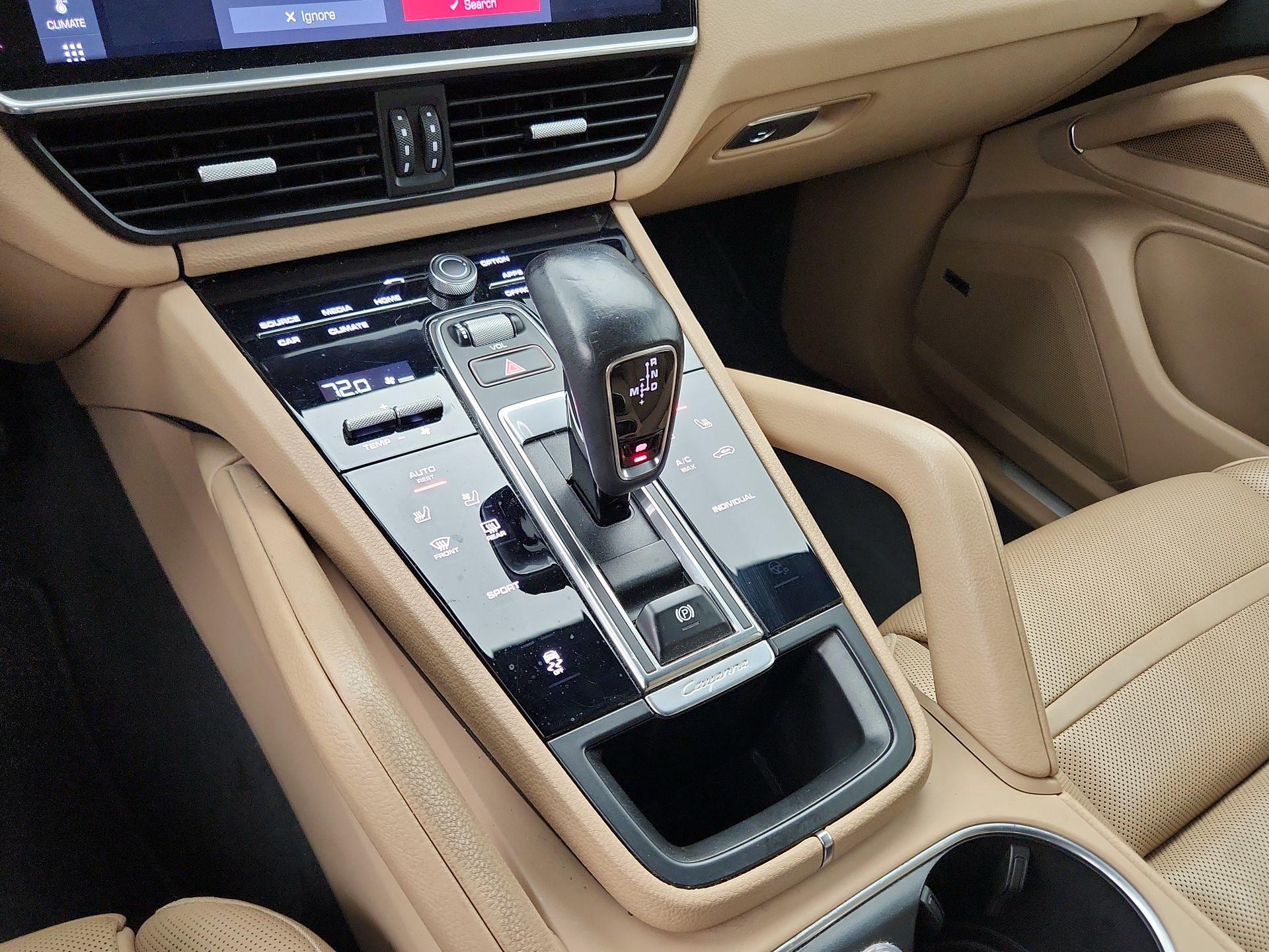 Thumbnail: 2020 Porsche Cayenne - 18