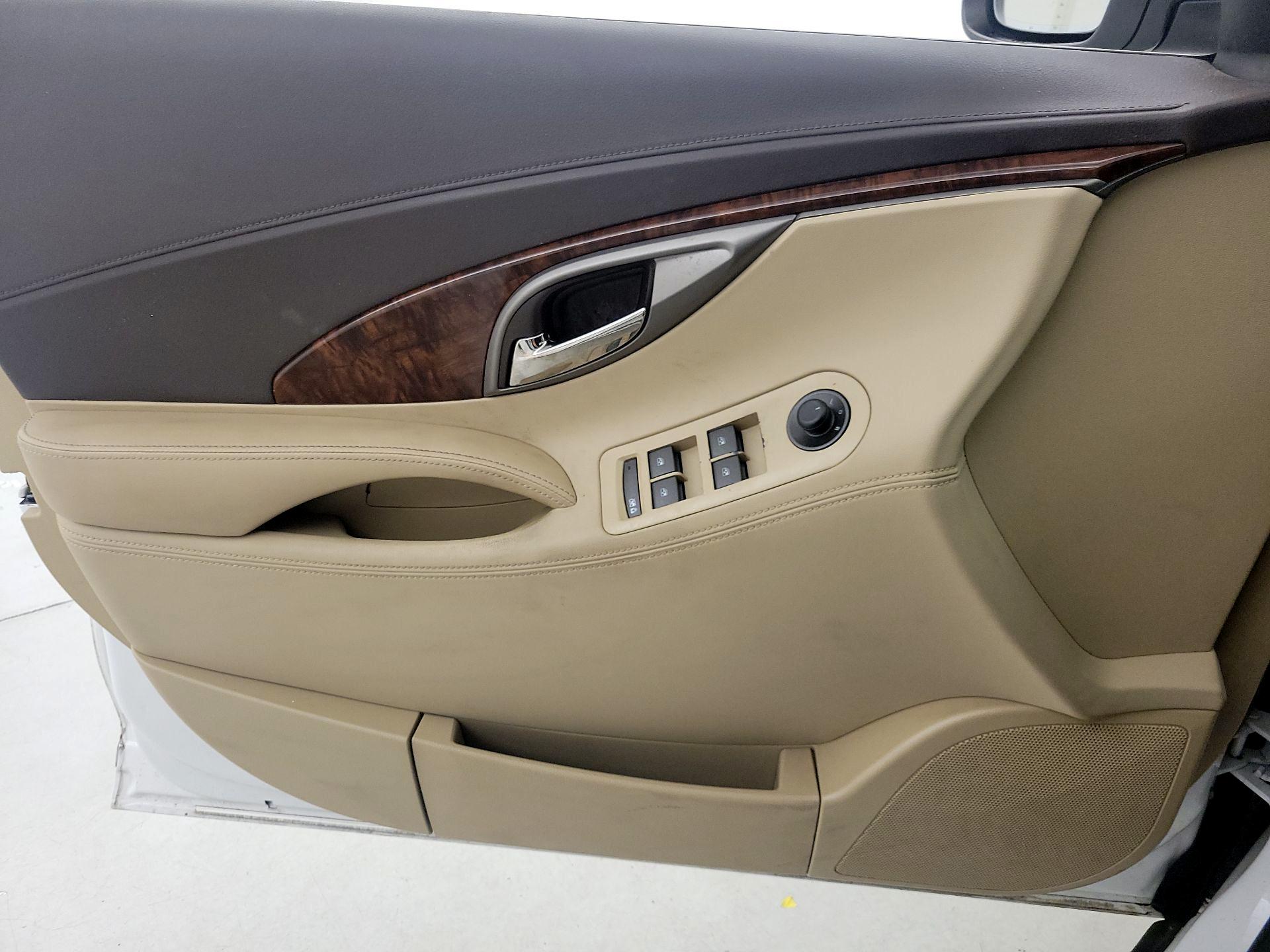 Thumbnail: 2013 Buick LaCrosse - 12