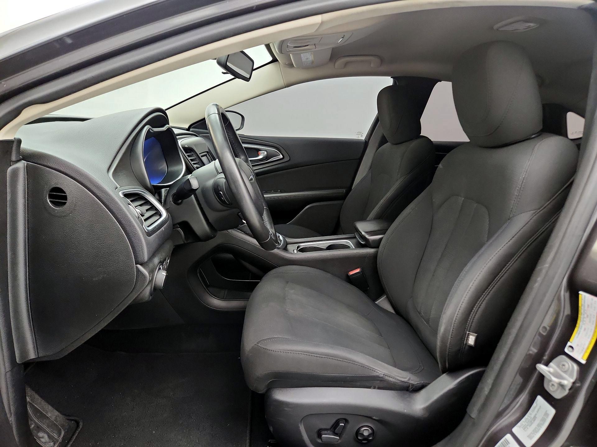 Thumbnail: 2015 Chrysler 200 - 11