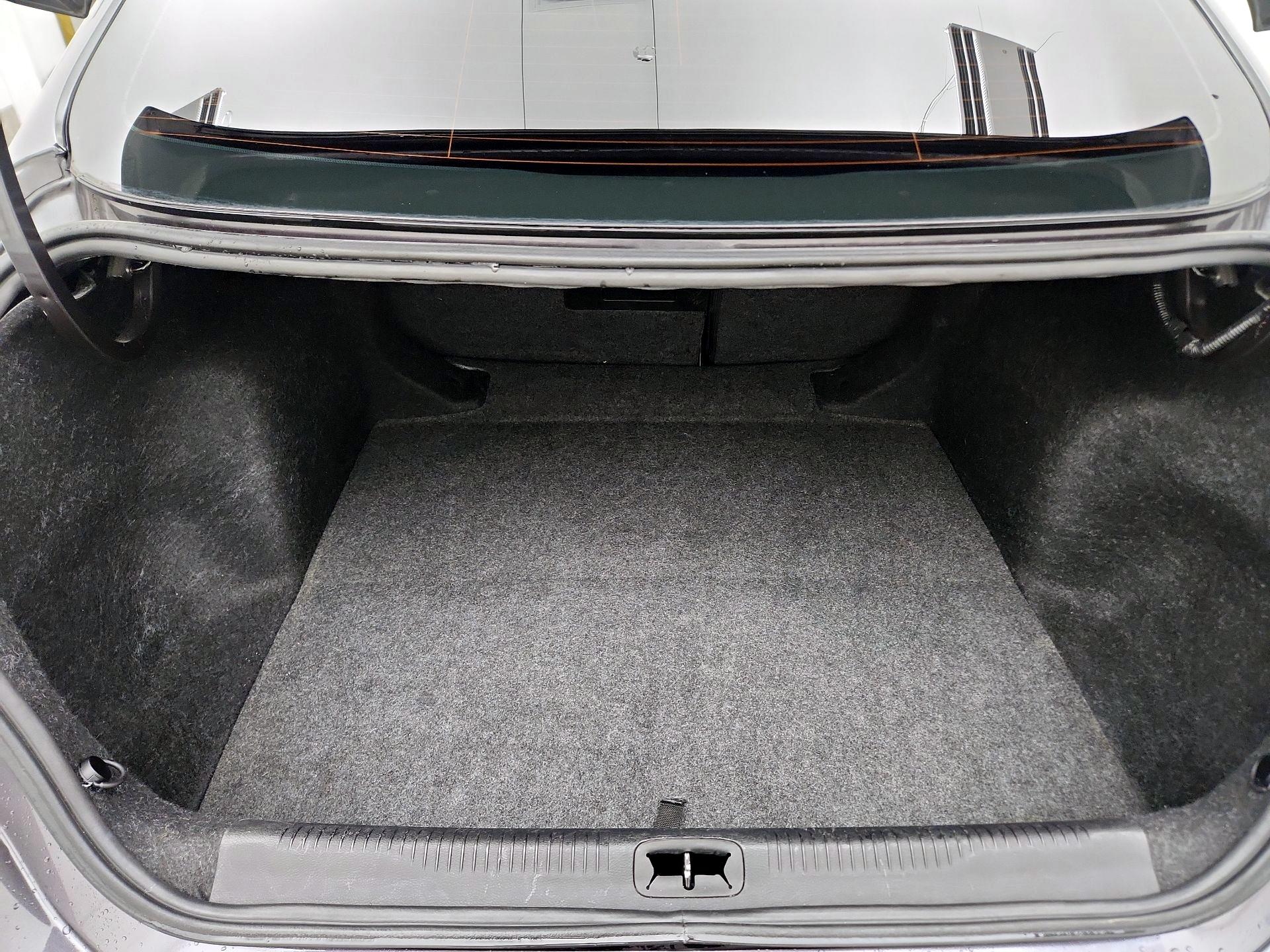 Thumbnail: 2015 Chrysler 200 - 20