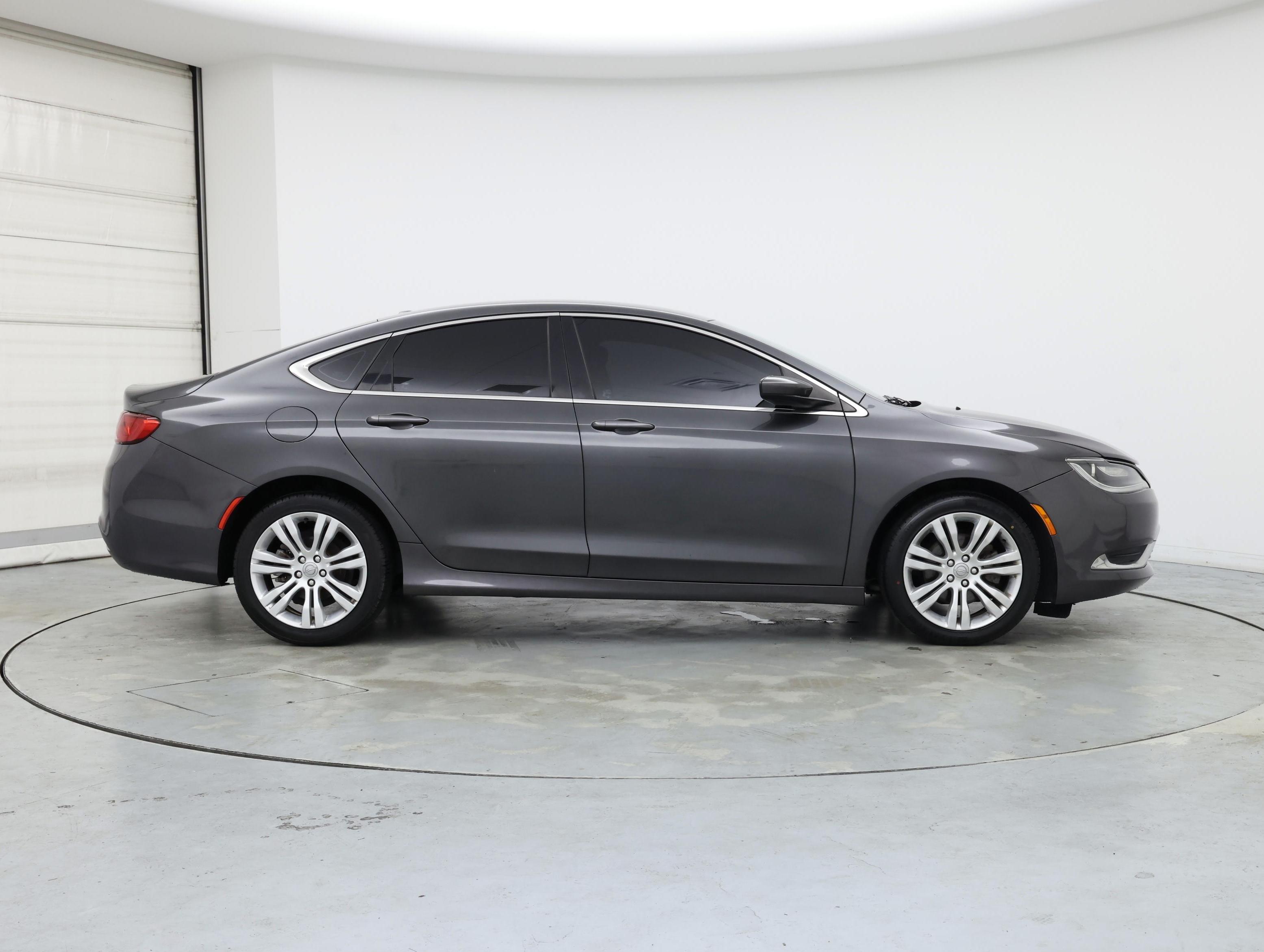 Thumbnail: 2015 Chrysler 200 - 7