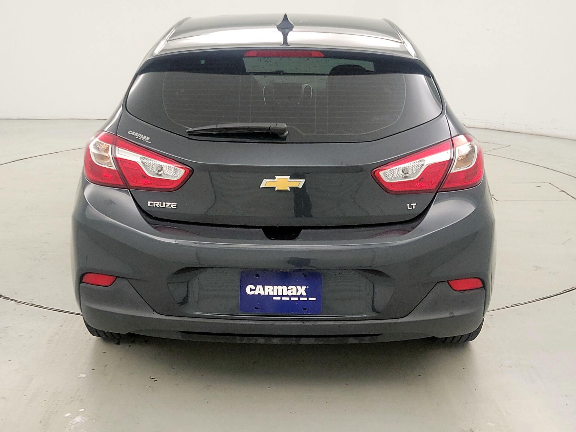 Thumbnail: 2017 Chevrolet Cruze - 6