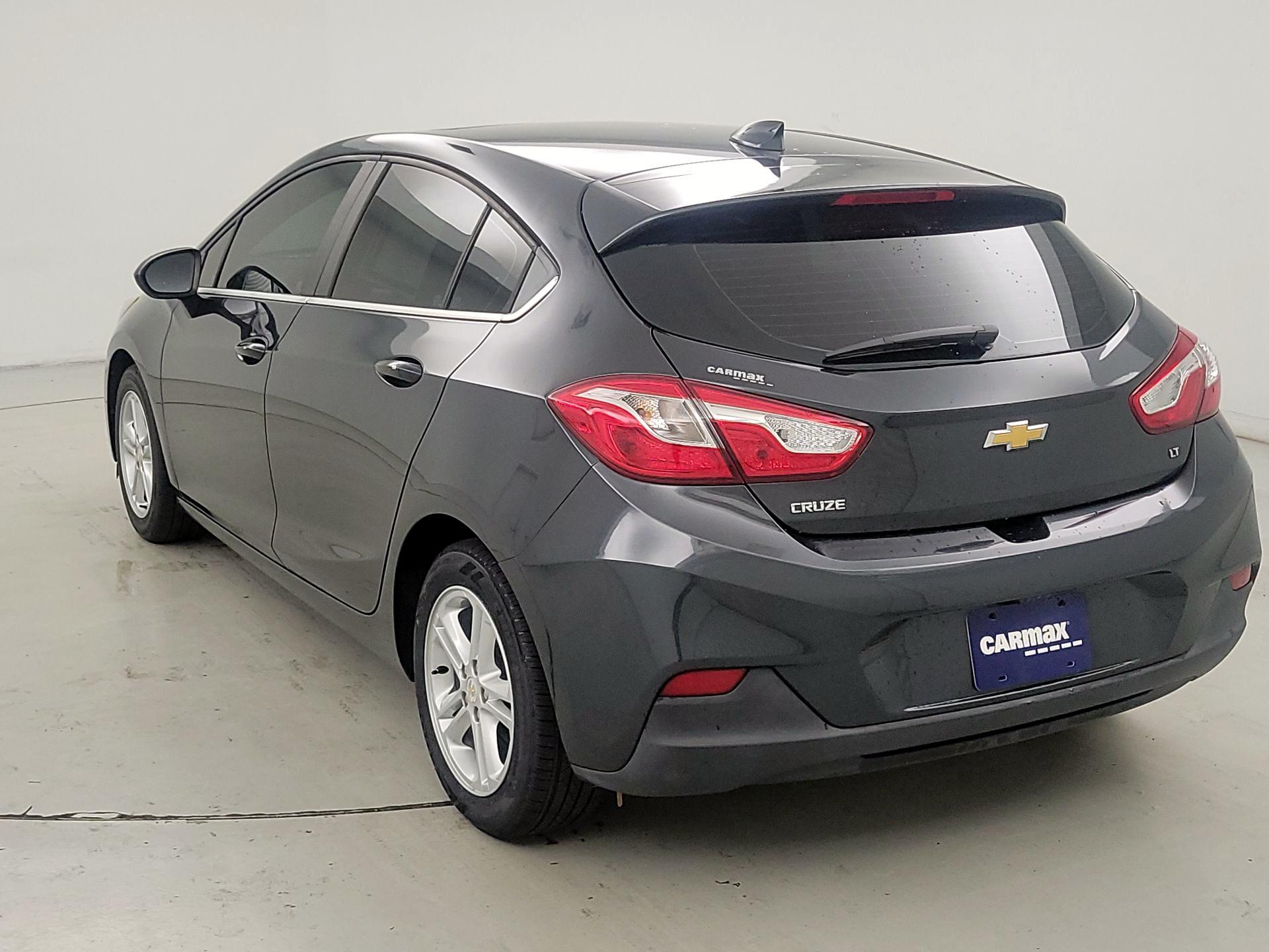 Thumbnail: 2017 Chevrolet Cruze - 7