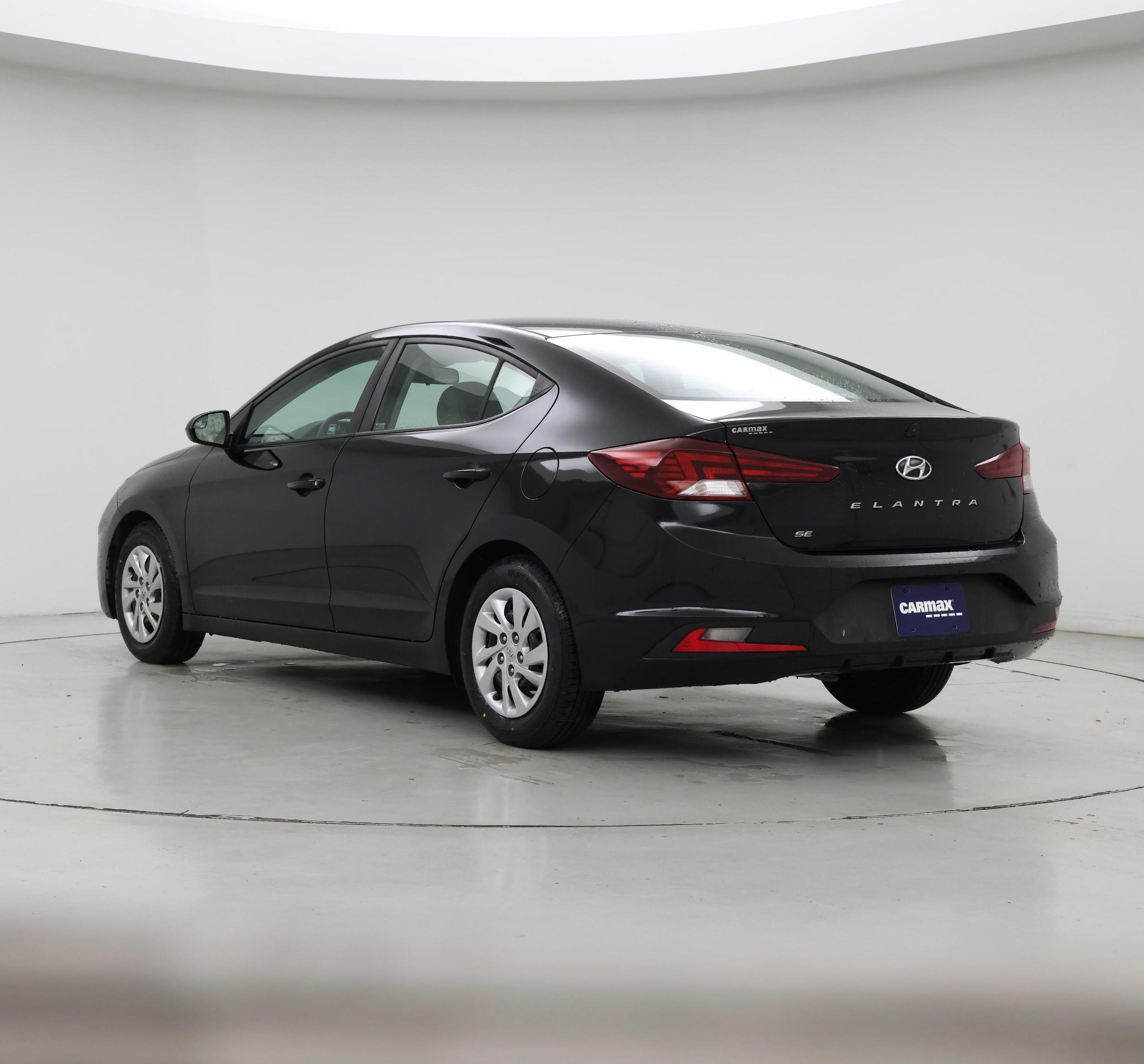 Thumbnail: 2019 Hyundai Elantra - 2