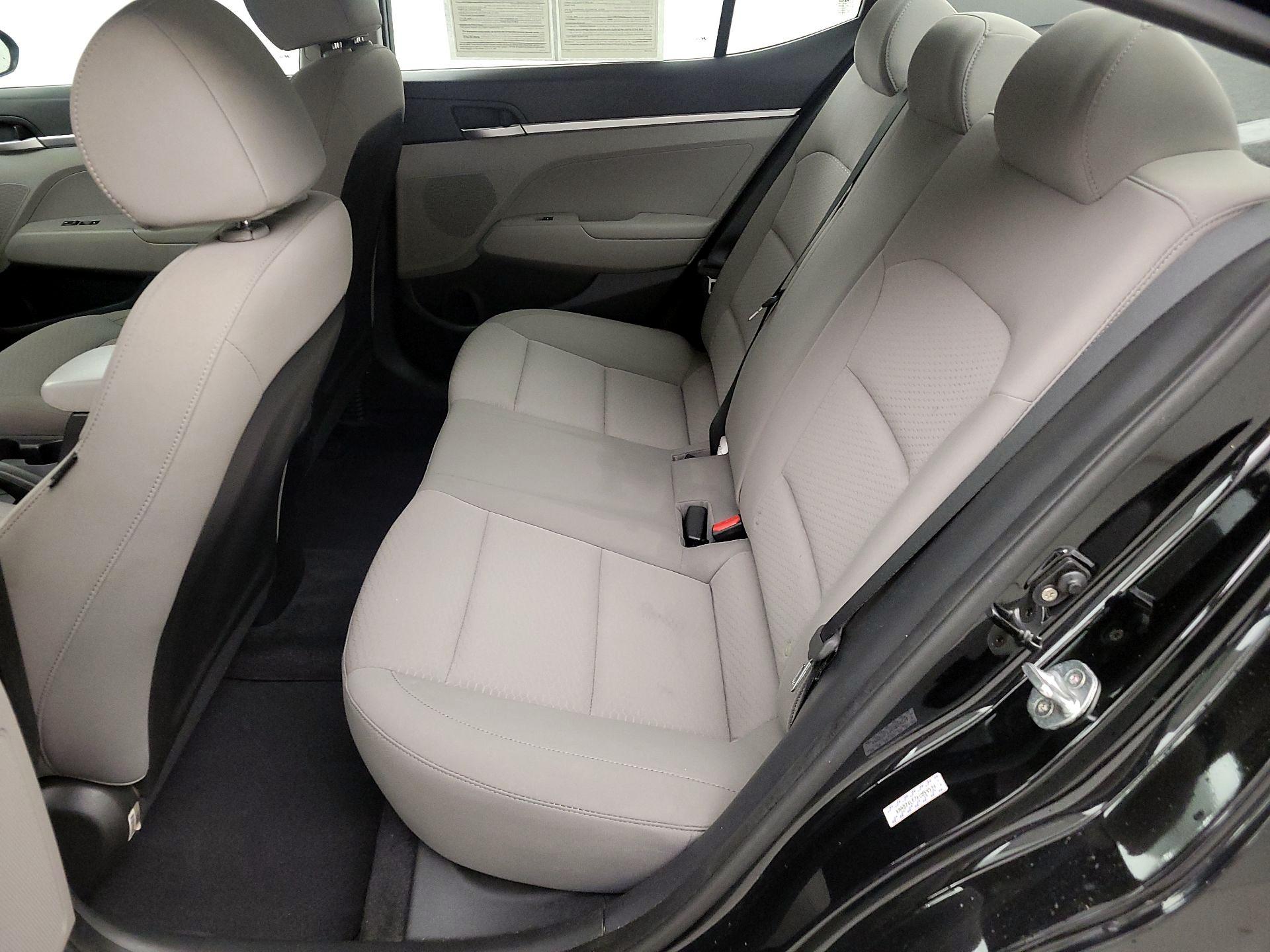 Thumbnail: 2019 Hyundai Elantra - 19