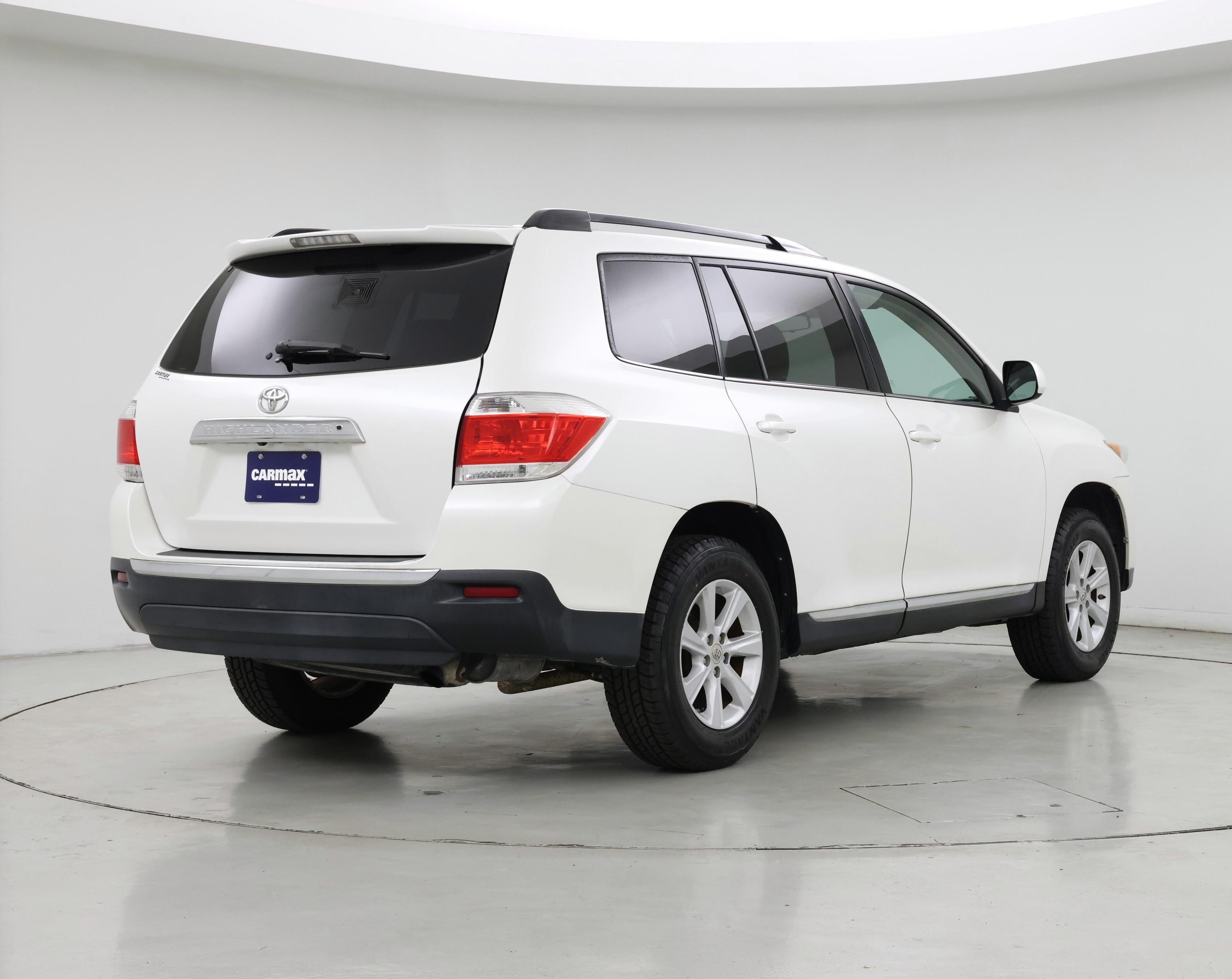Thumbnail: 2013 Toyota Highlander - 8