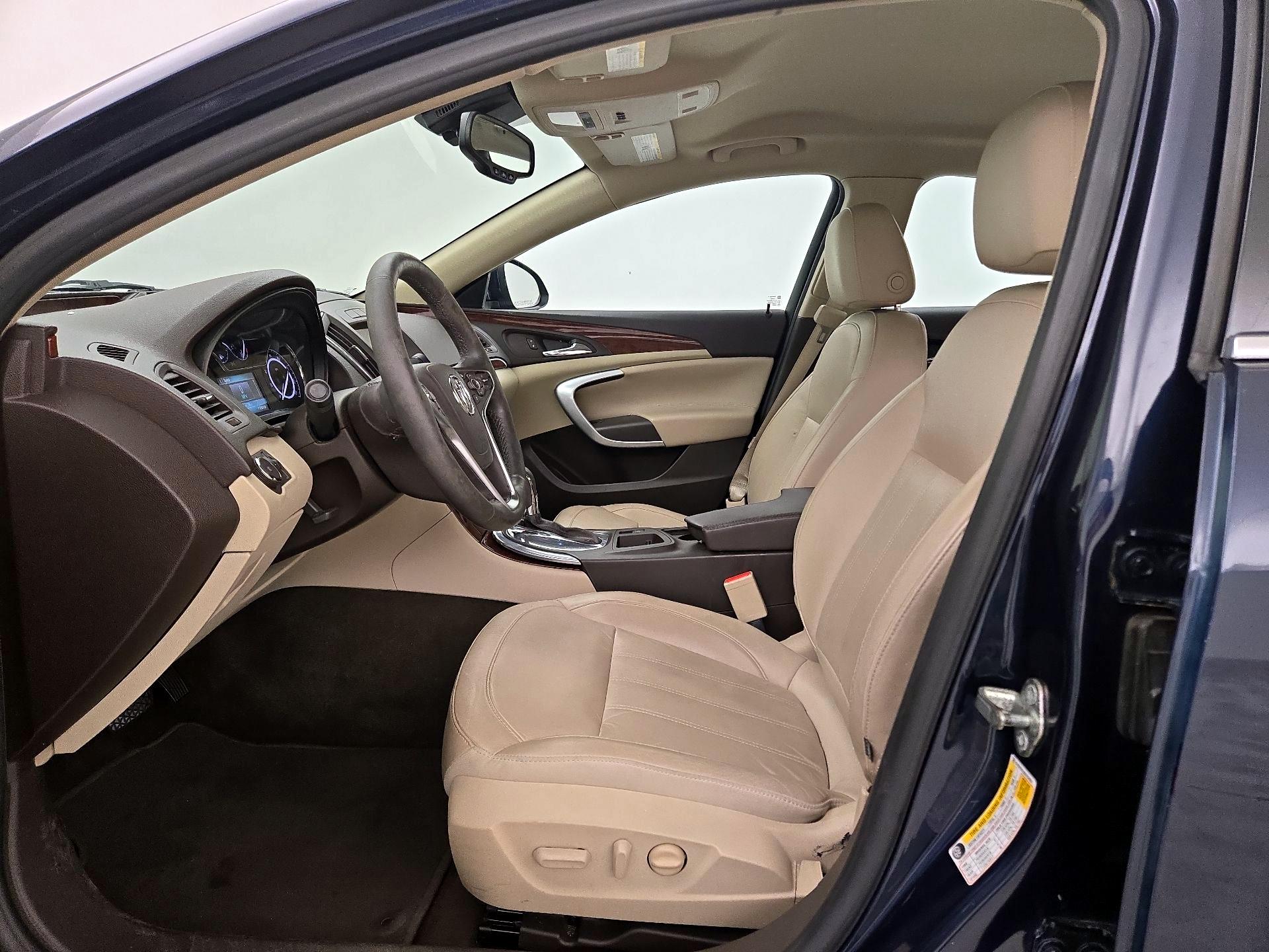 Thumbnail: 2017 Buick Regal - 11