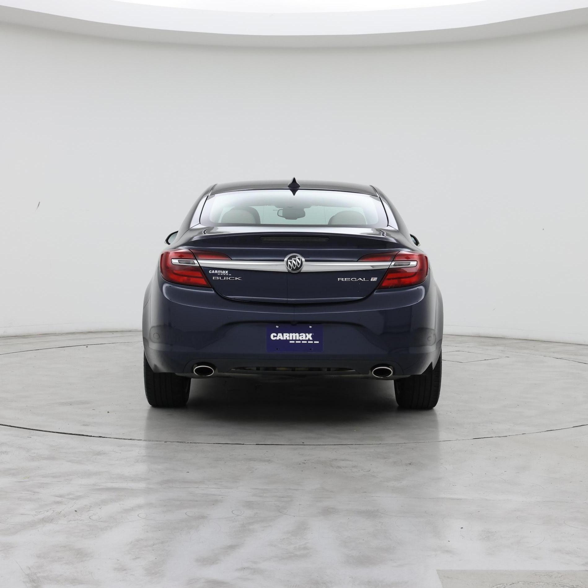 Thumbnail: 2017 Buick Regal - 6