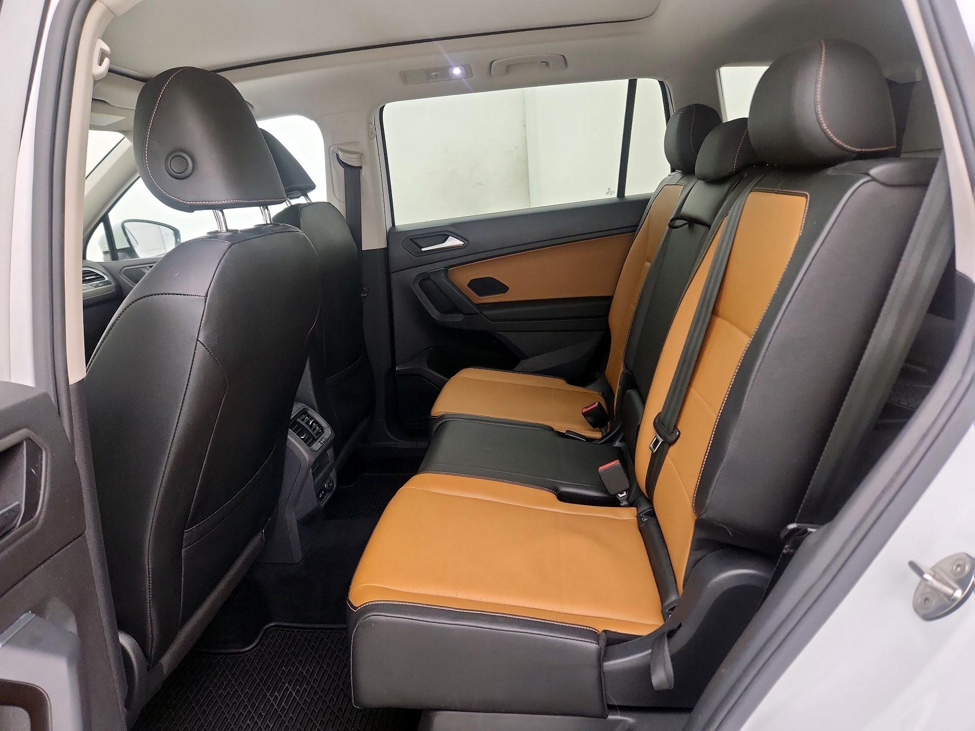Thumbnail: 2019 Volkswagen Tiguan - 19
