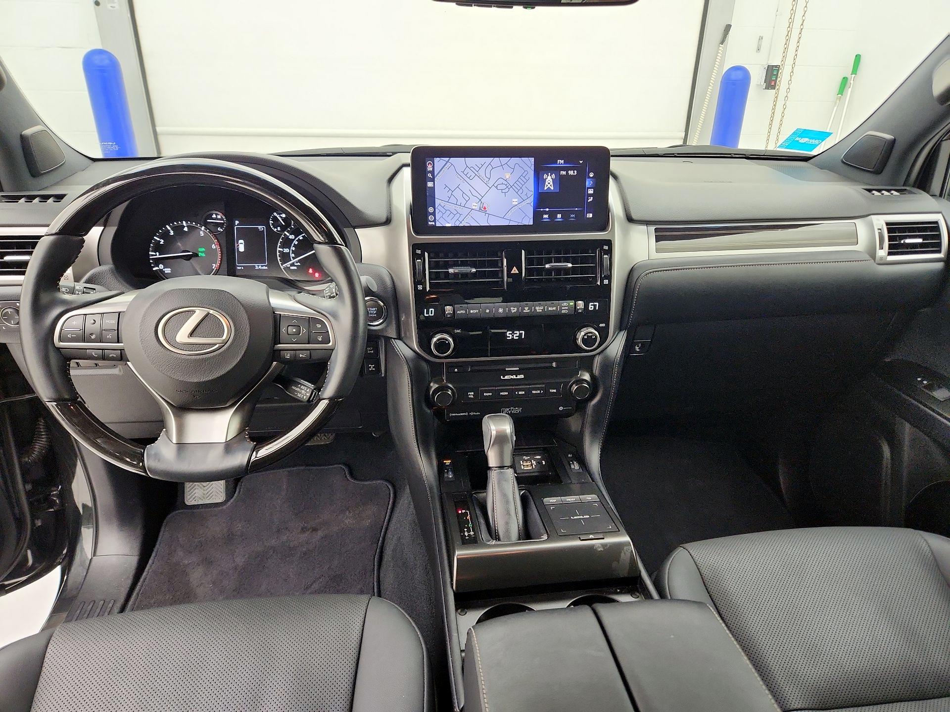 Thumbnail: 2023 Lexus GX - 9