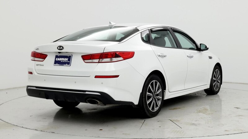 2019 Kia Optima LX 8