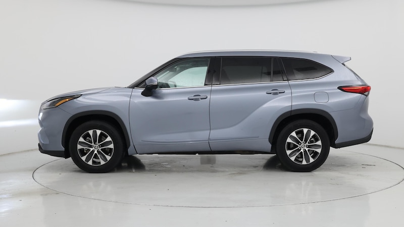 2021 Toyota Highlander XLE 3