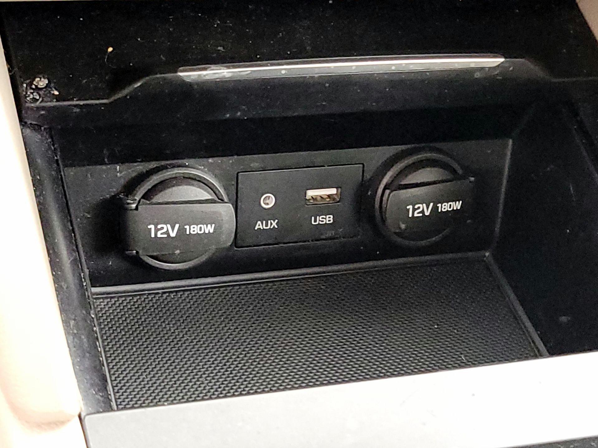 Thumbnail: 2017 Hyundai Elantra - 18