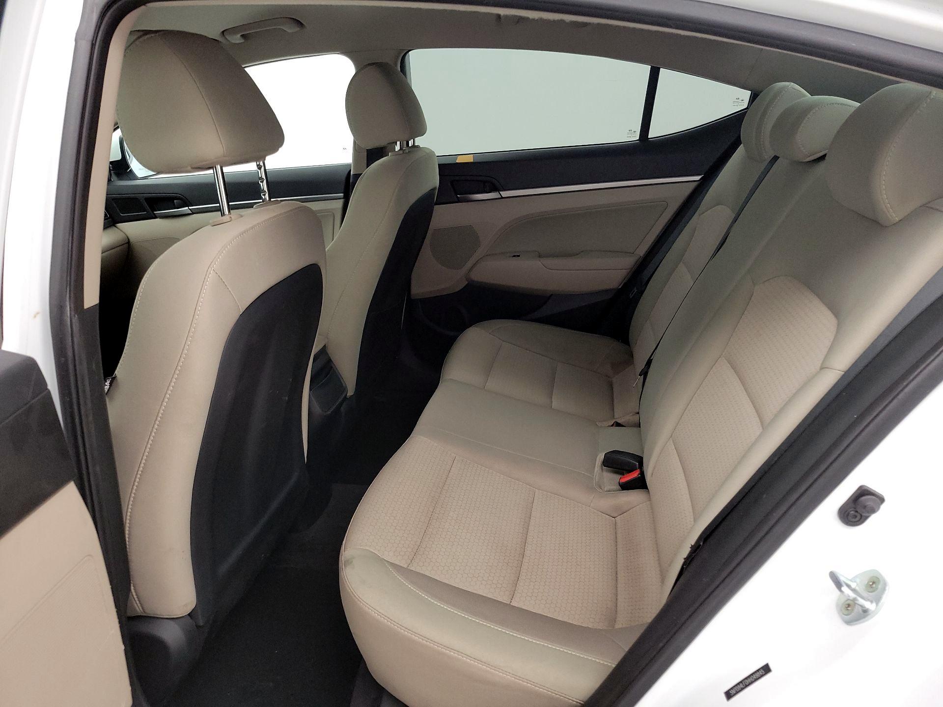 Thumbnail: 2017 Hyundai Elantra - 19