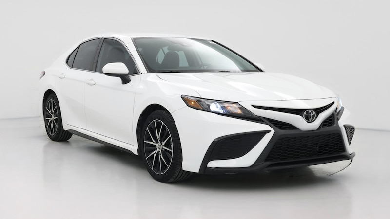 2021 Toyota Camry SE Hero Image