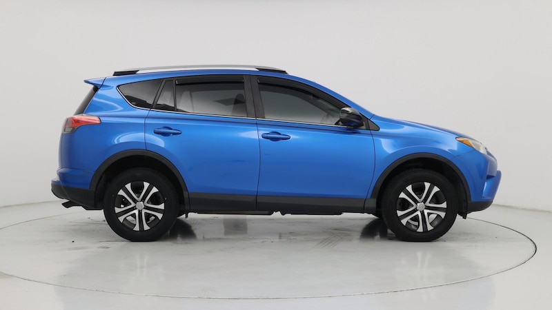 2017 Toyota RAV4 LE 7