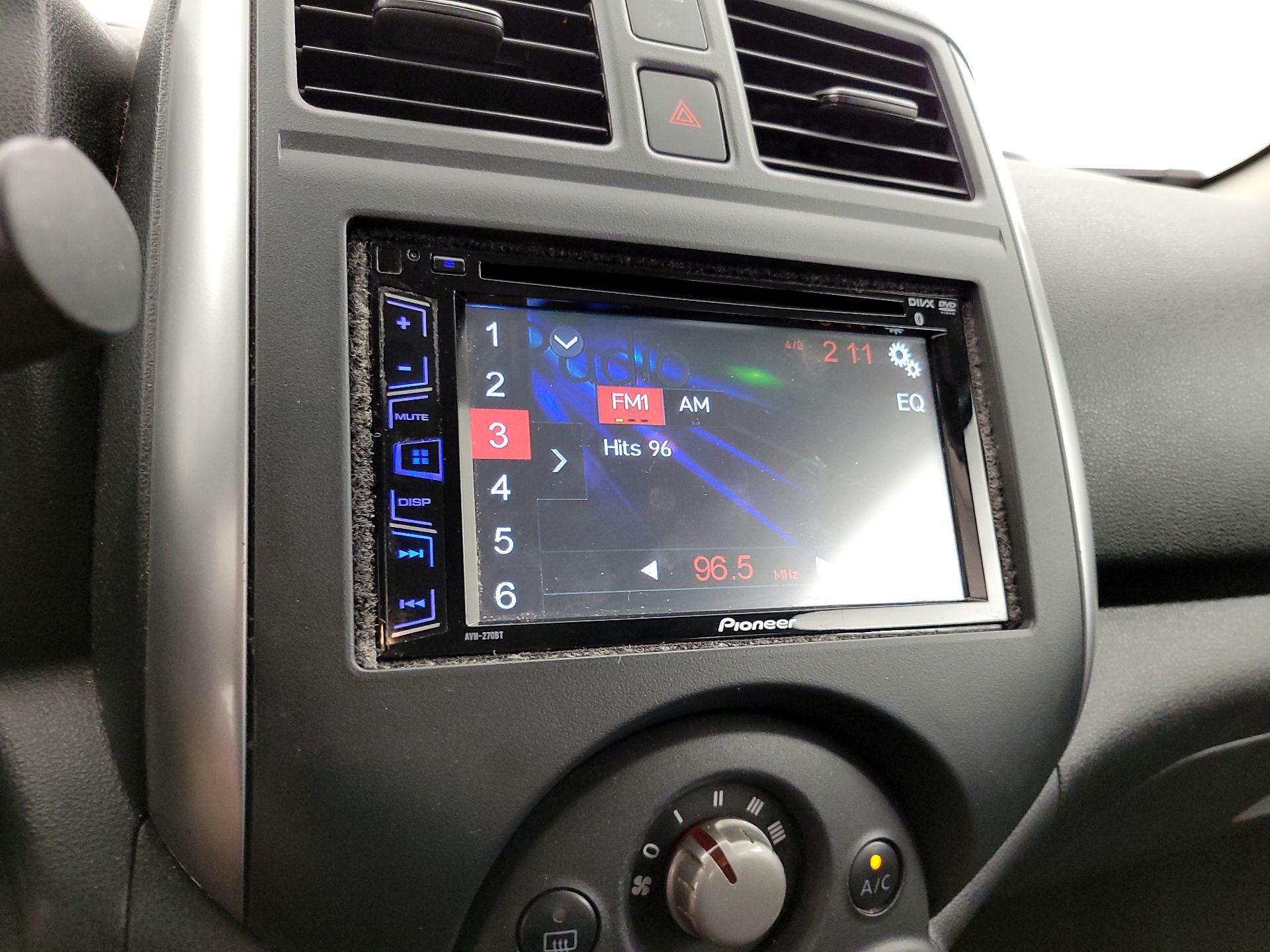 Thumbnail: 2013 Nissan Versa - 14