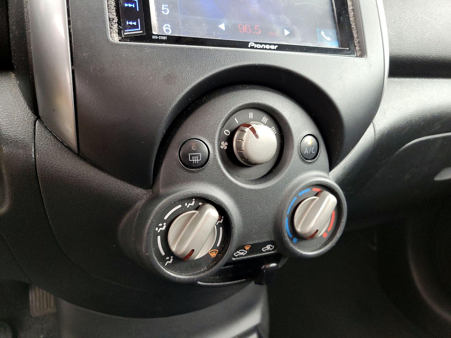 Thumbnail: 2013 Nissan Versa - 15