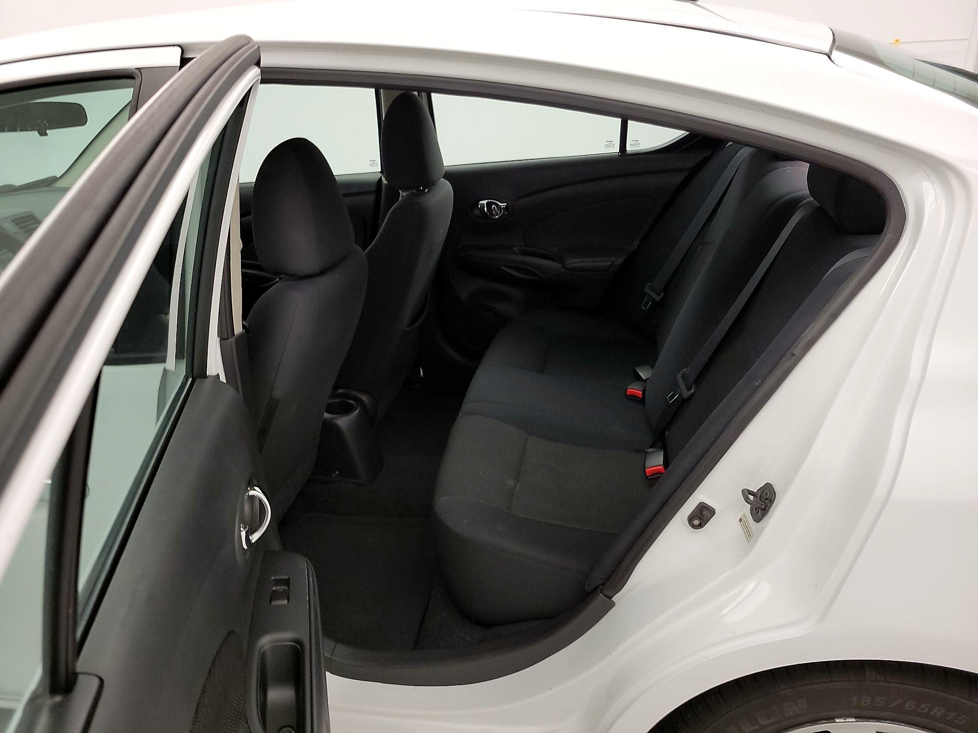 Thumbnail: 2013 Nissan Versa - 17