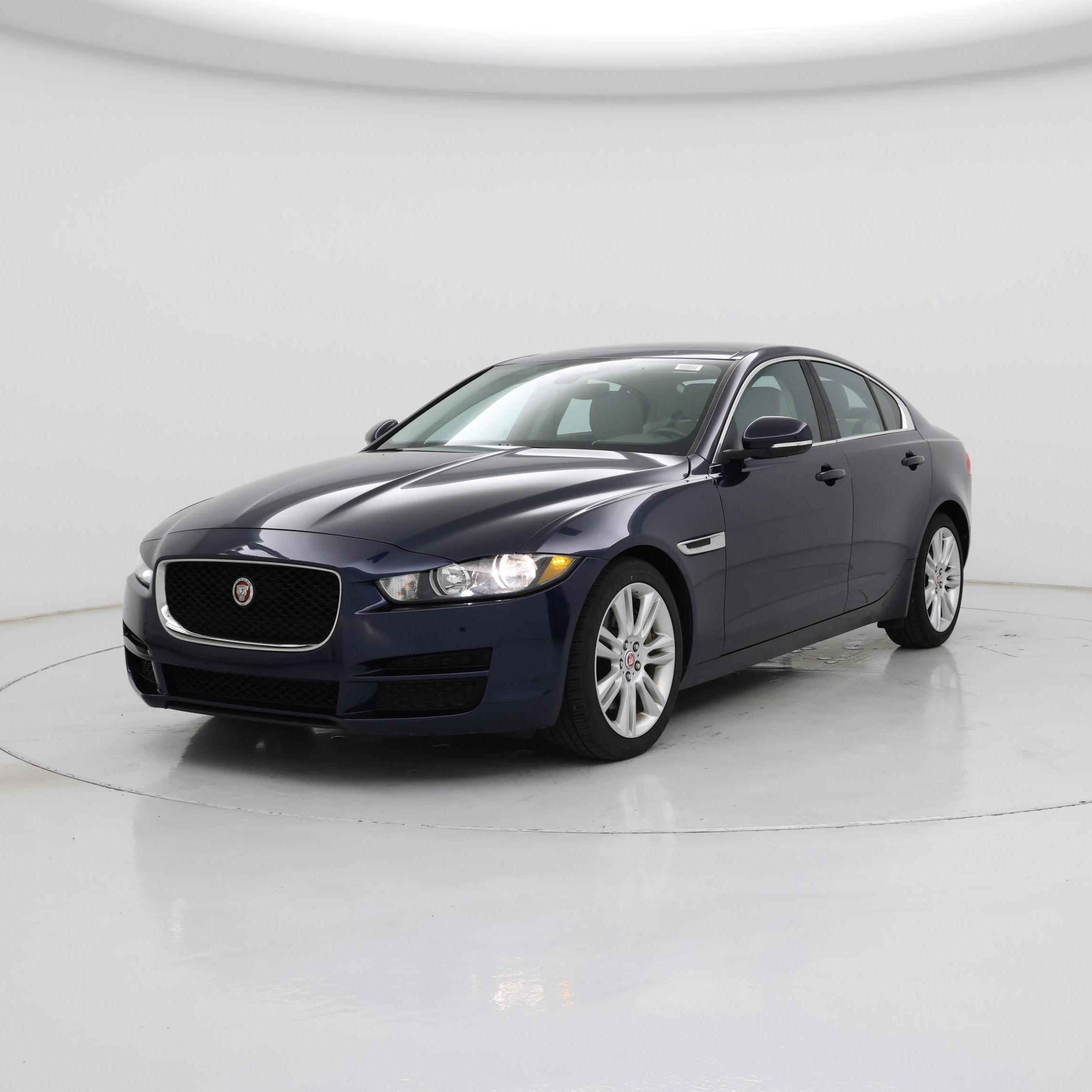 Thumbnail: 2019 Jaguar XE - 4