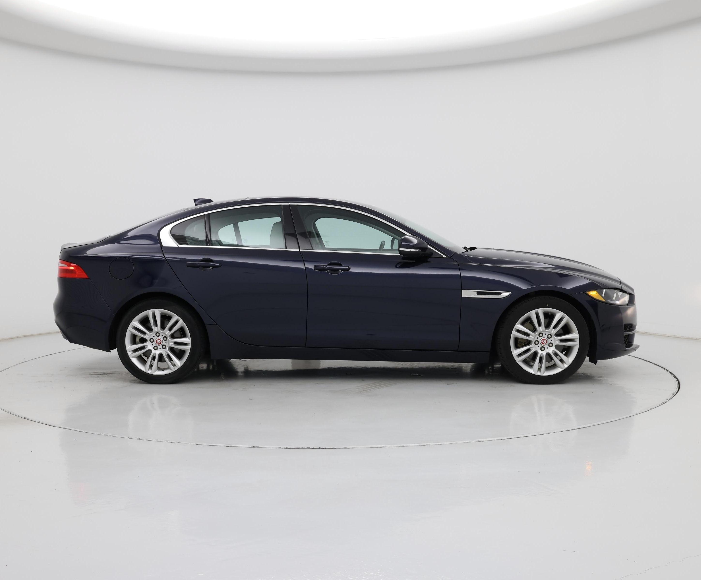 Thumbnail: 2019 Jaguar XE - 7