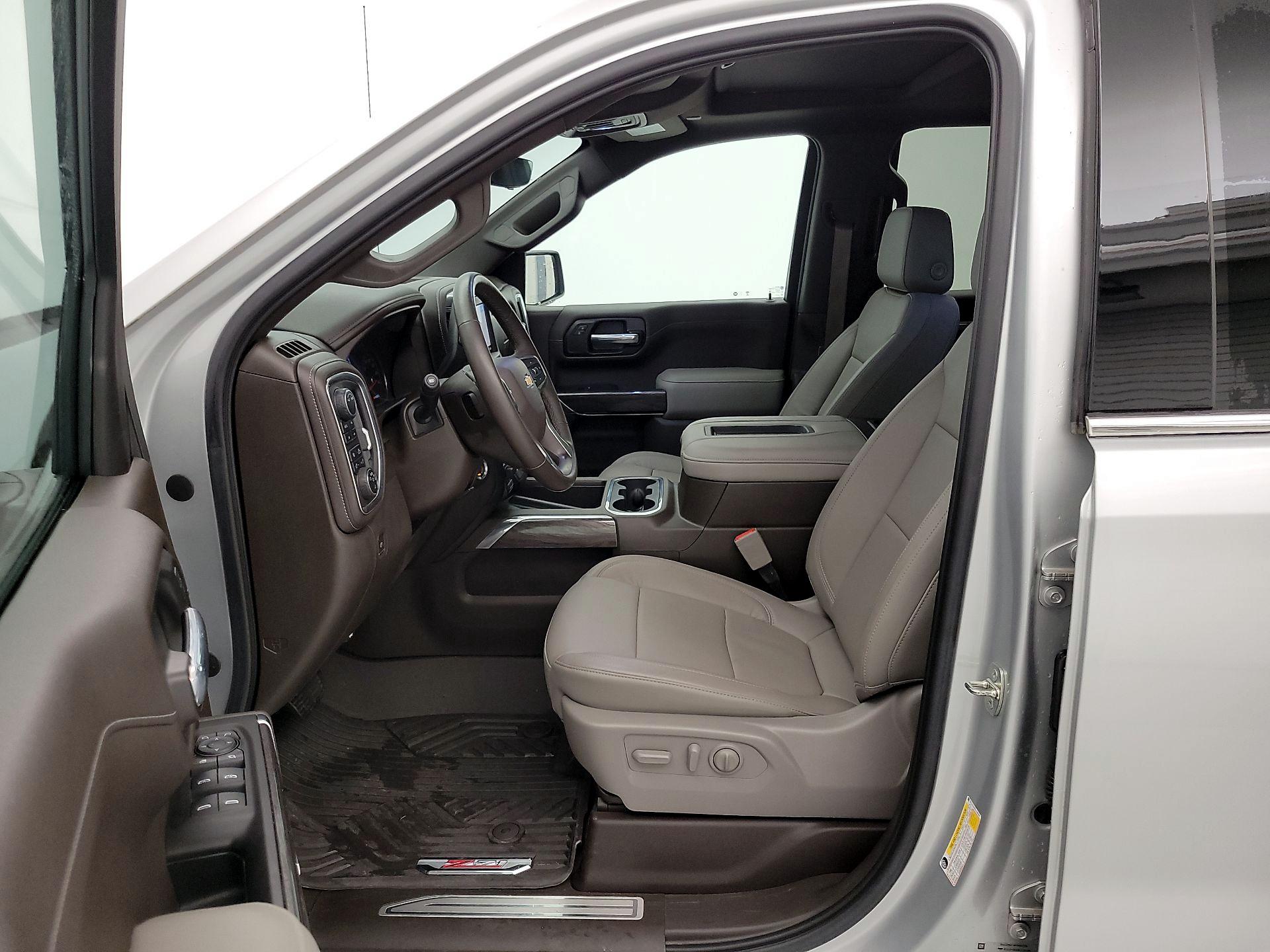 Thumbnail: 2020 Chevrolet Silverado 1500 - 11