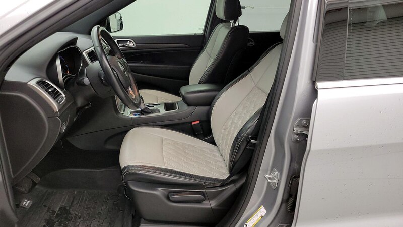 2018 Jeep Grand Cherokee Laredo 11