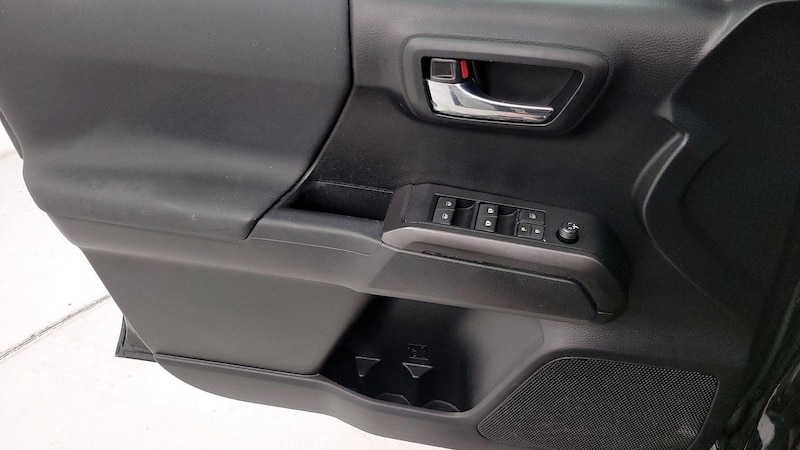 2022 Toyota Tacoma TRD Sport 12