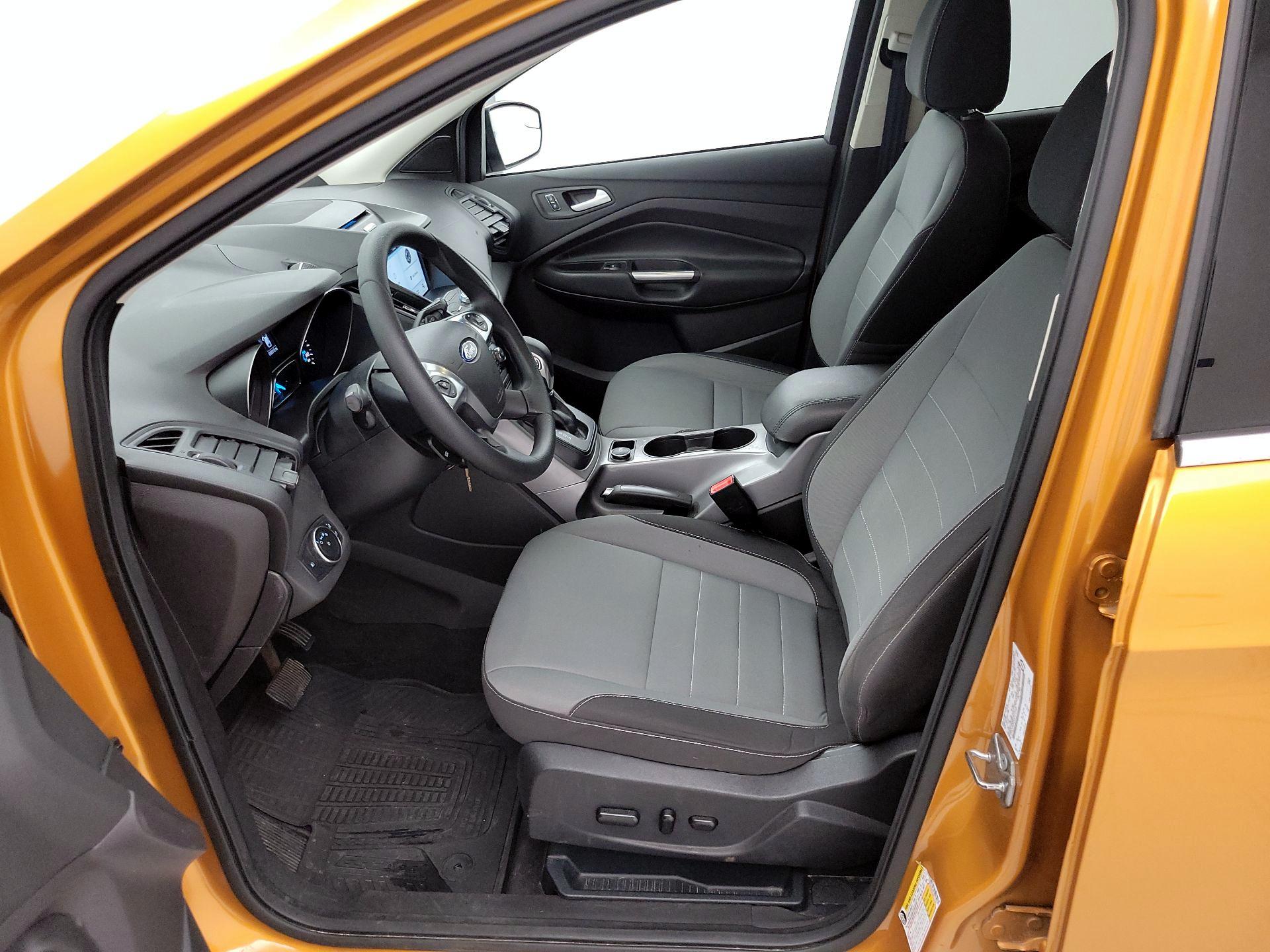 Thumbnail: 2016 Ford Escape - 11