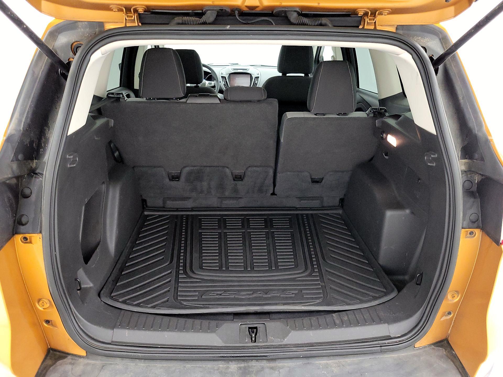 Thumbnail: 2016 Ford Escape - 20