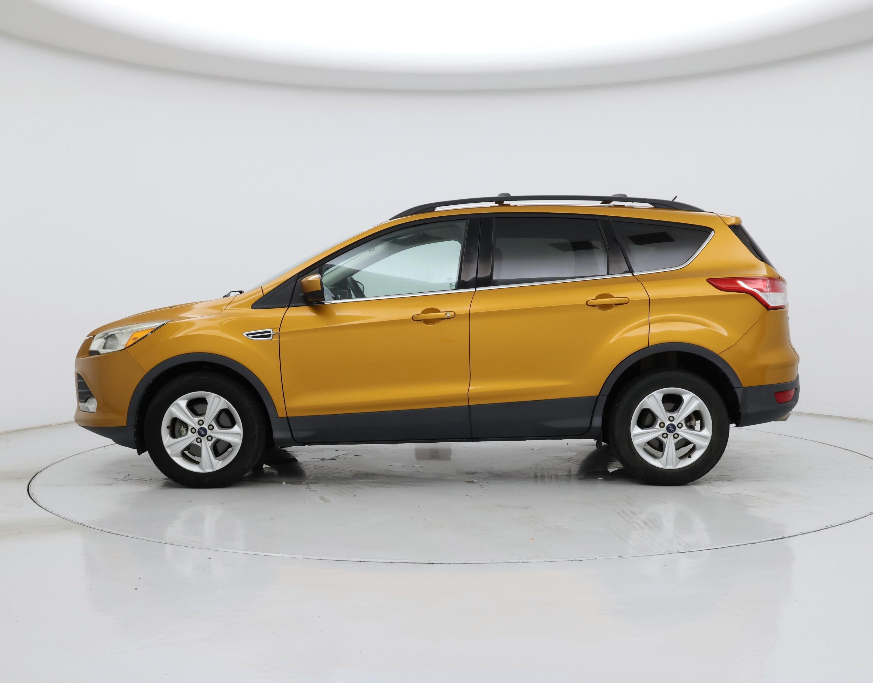 Thumbnail: 2016 Ford Escape - 3